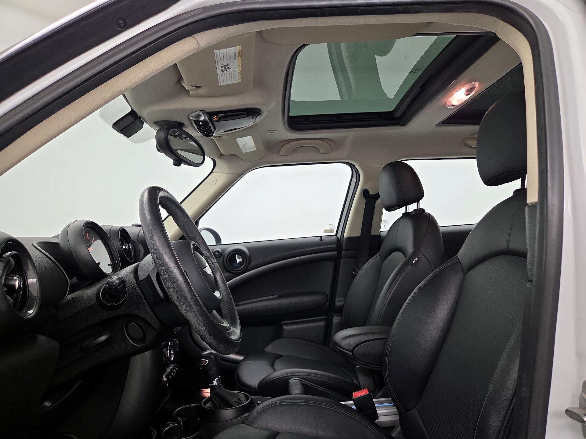 Thumbnail: 2016 MINI Cooper Countryman - 17