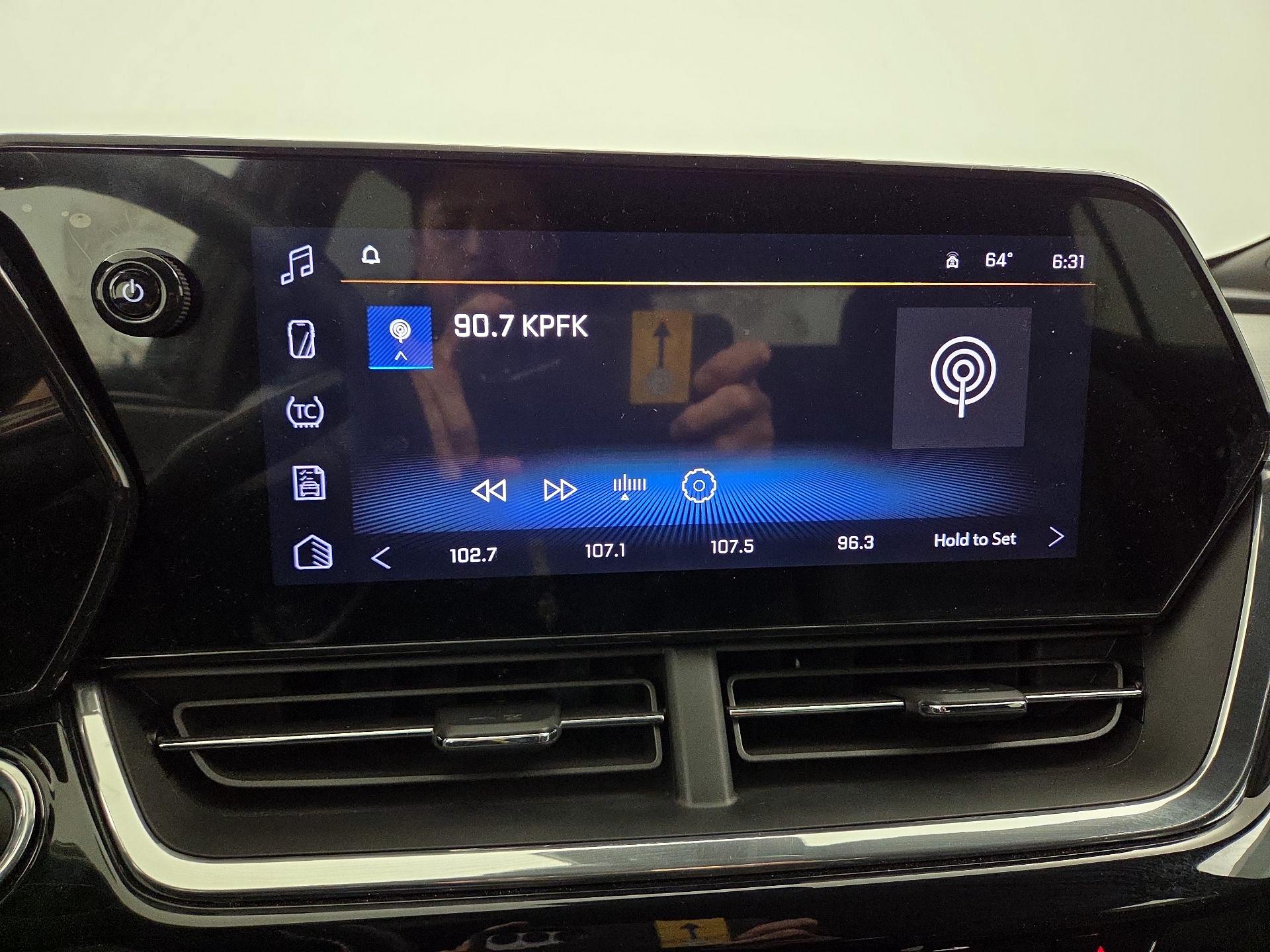 Thumbnail: 2024 Chevrolet Trax - 15