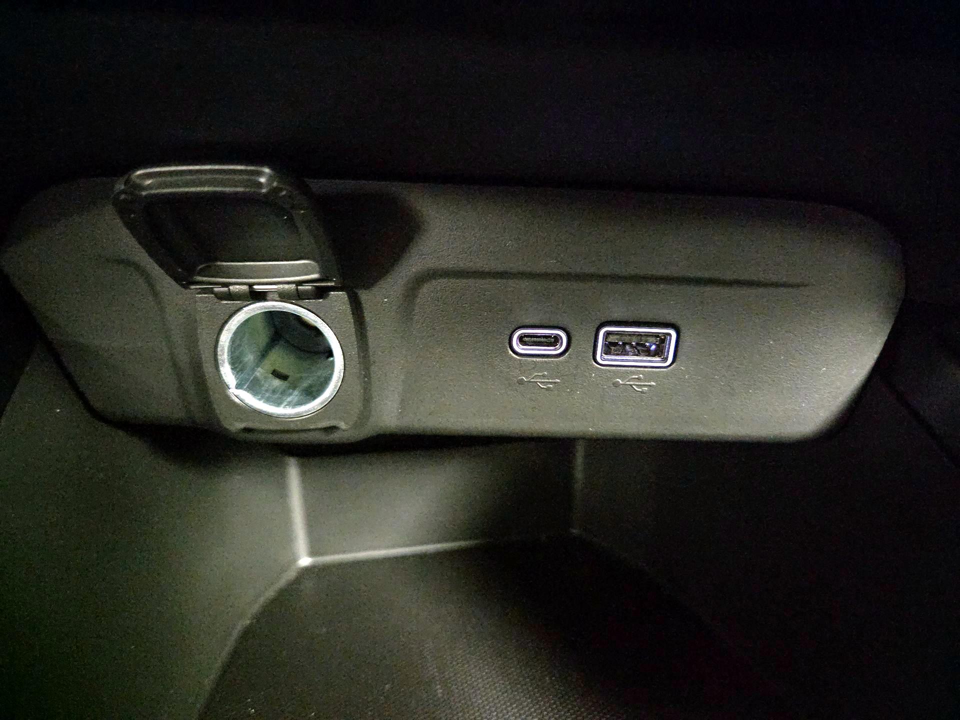 Thumbnail: 2024 Chevrolet Trax - 18