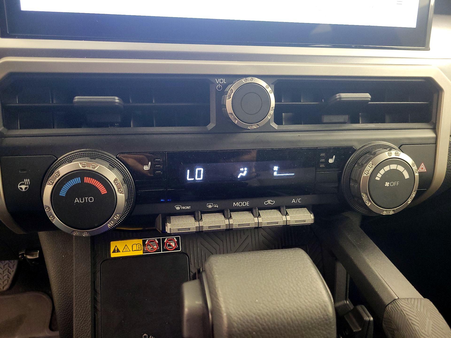 Thumbnail: 2024 Toyota Tacoma - 17