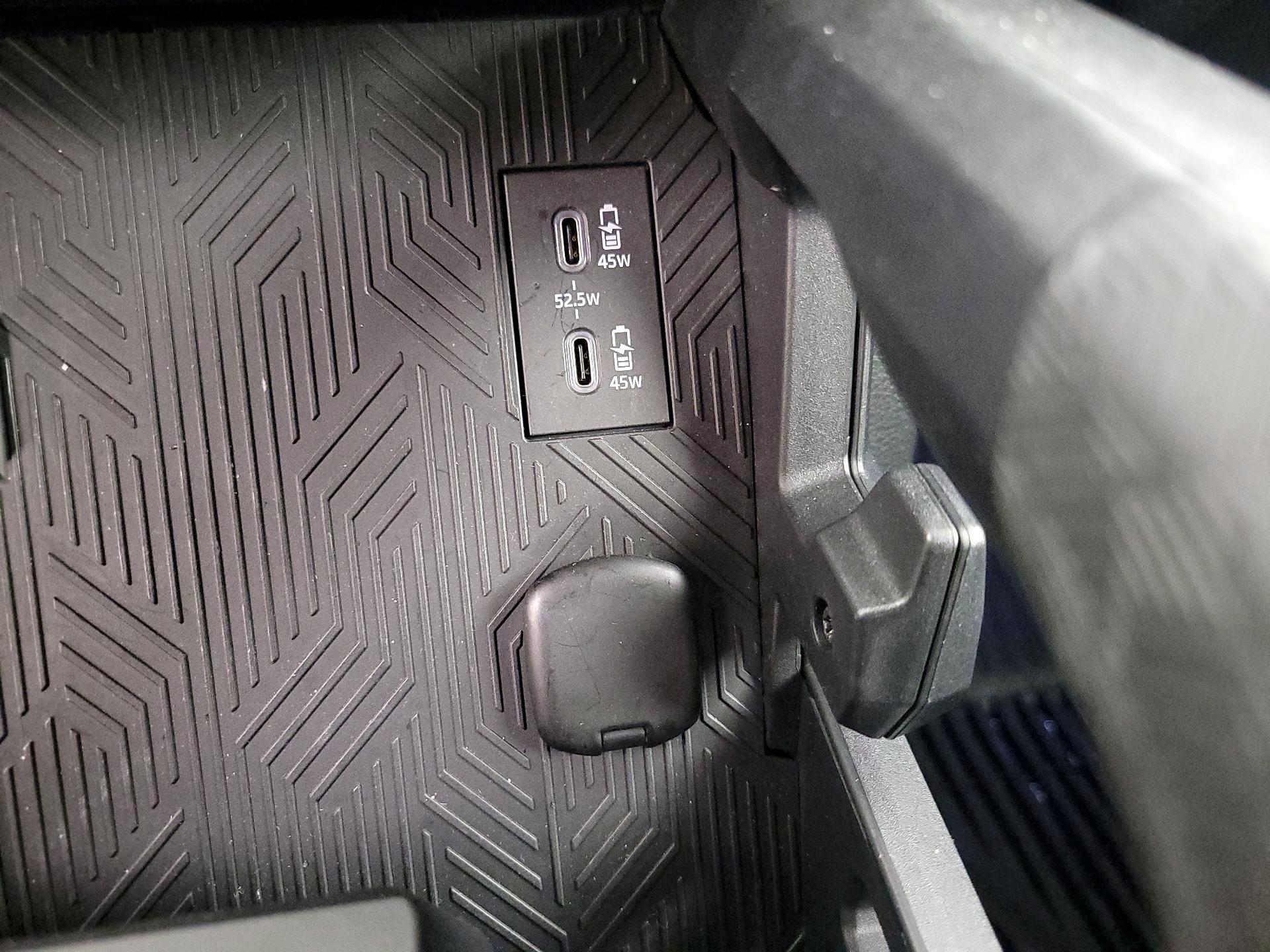 Thumbnail: 2024 Toyota Tacoma - 19