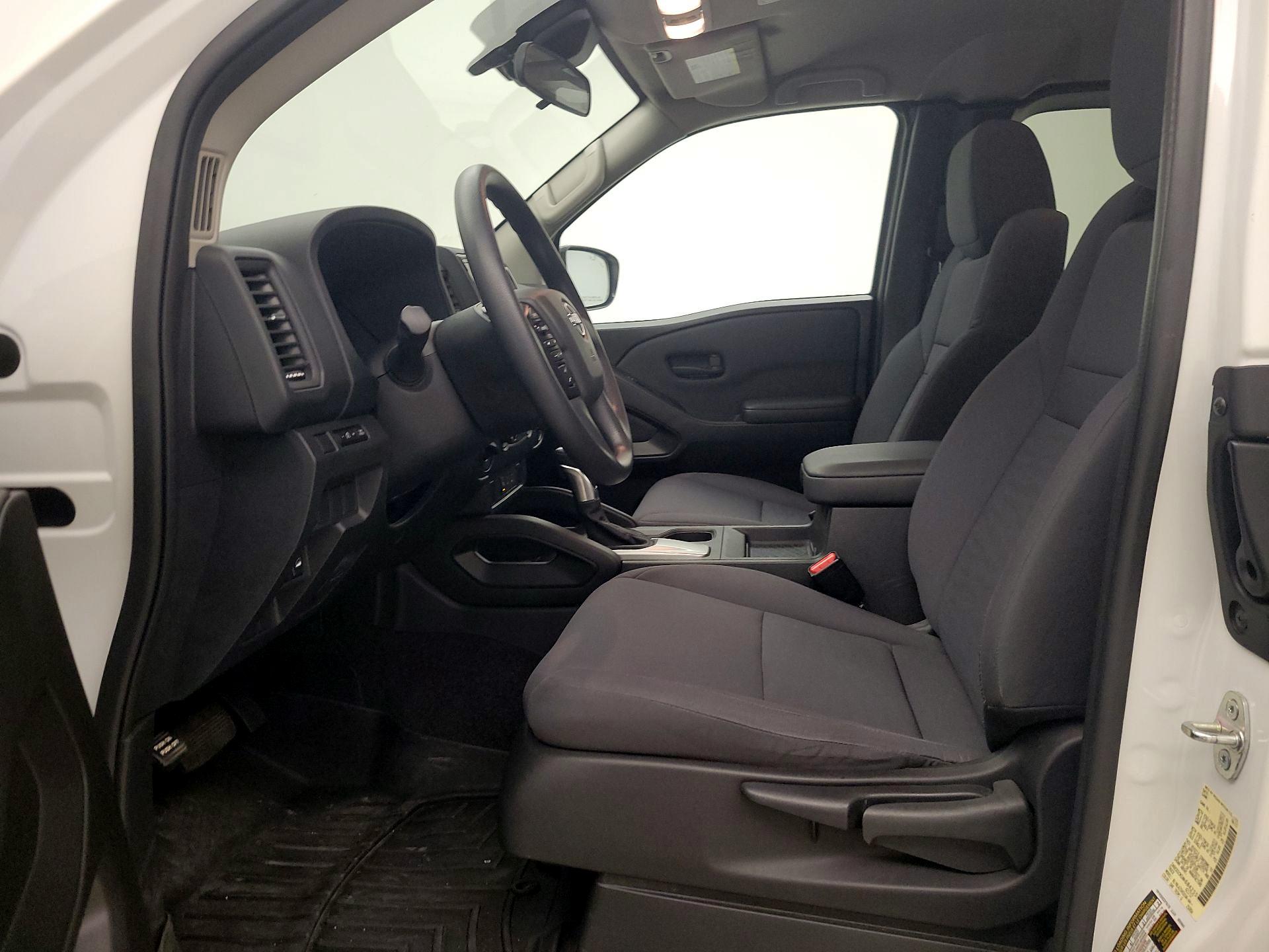 Thumbnail: 2022 Nissan Frontier - 11