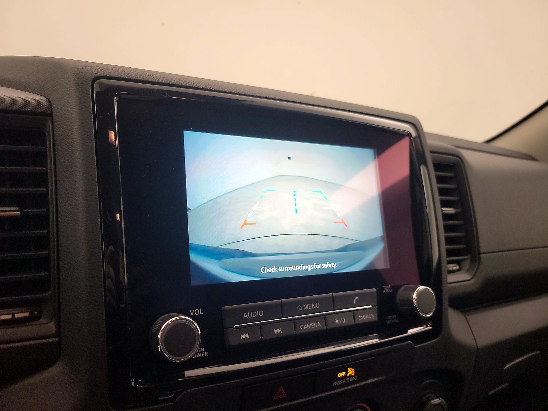 Thumbnail: 2022 Nissan Frontier - 14