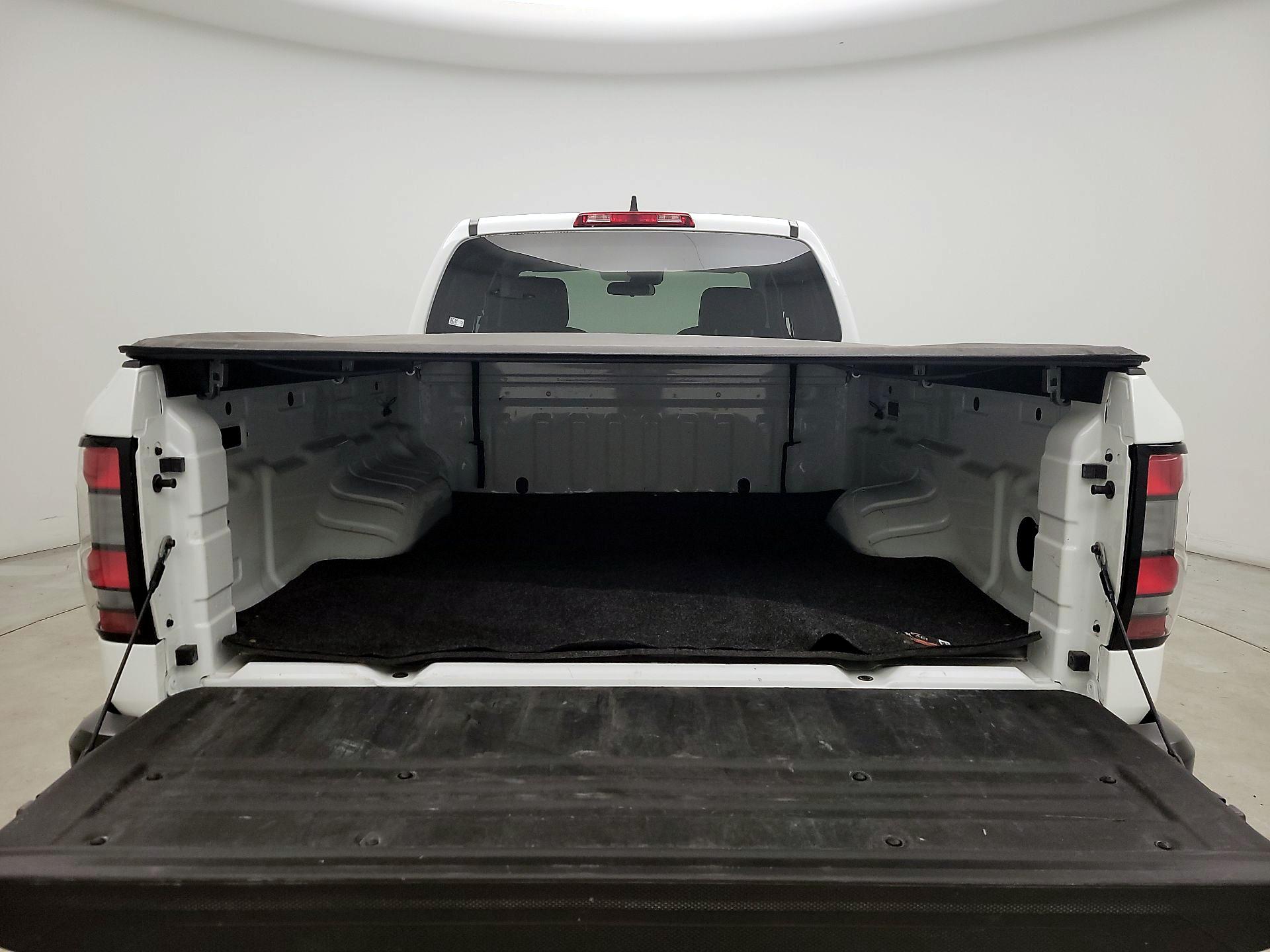 Thumbnail: 2022 Nissan Frontier - 20