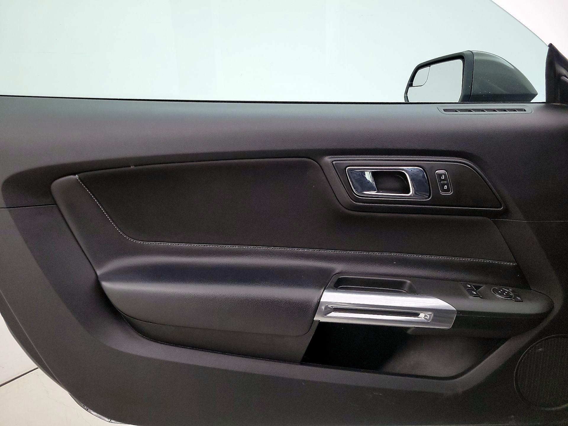 Thumbnail: 2016 Ford Mustang - 12