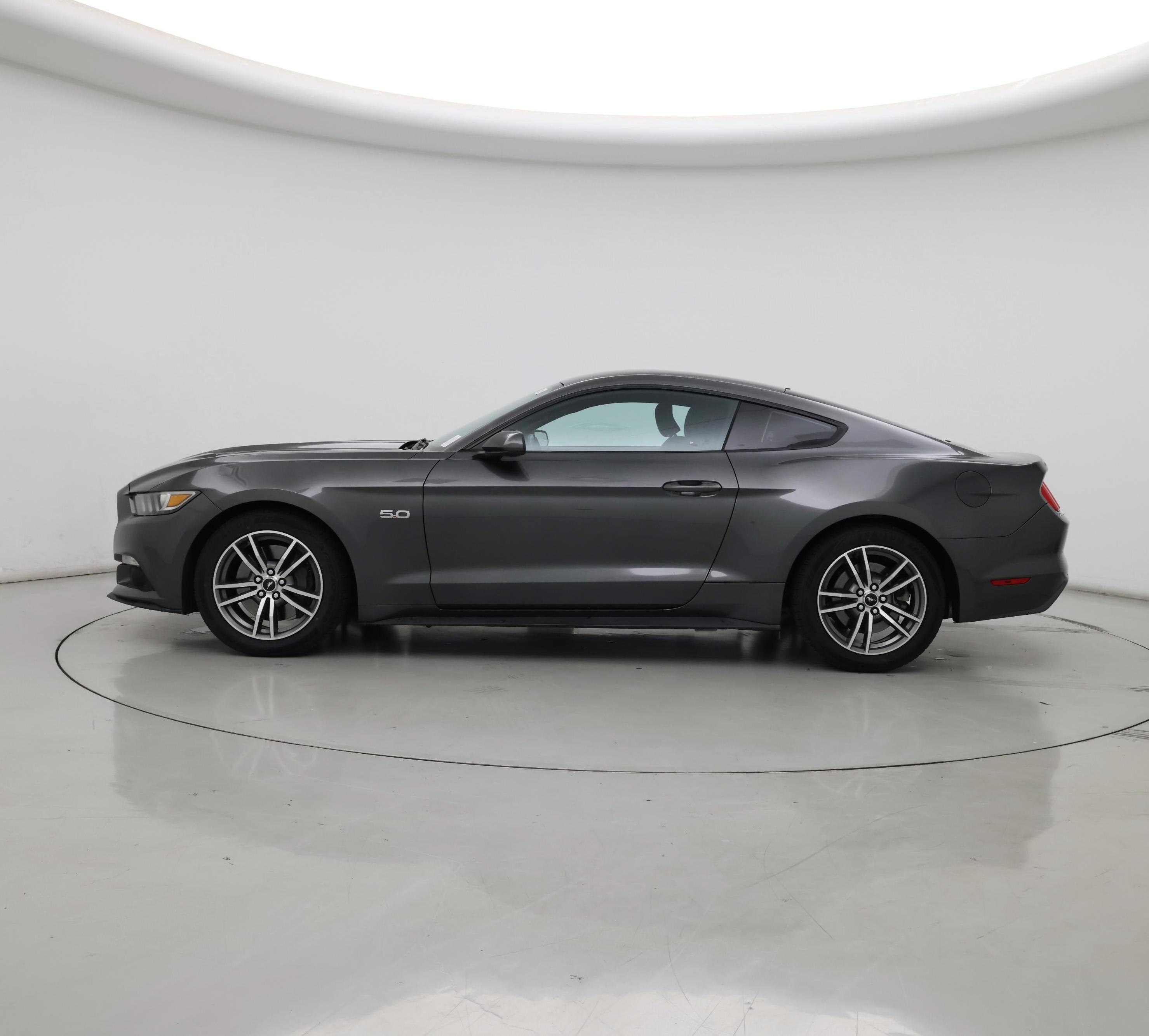 Thumbnail: 2016 Ford Mustang - 3