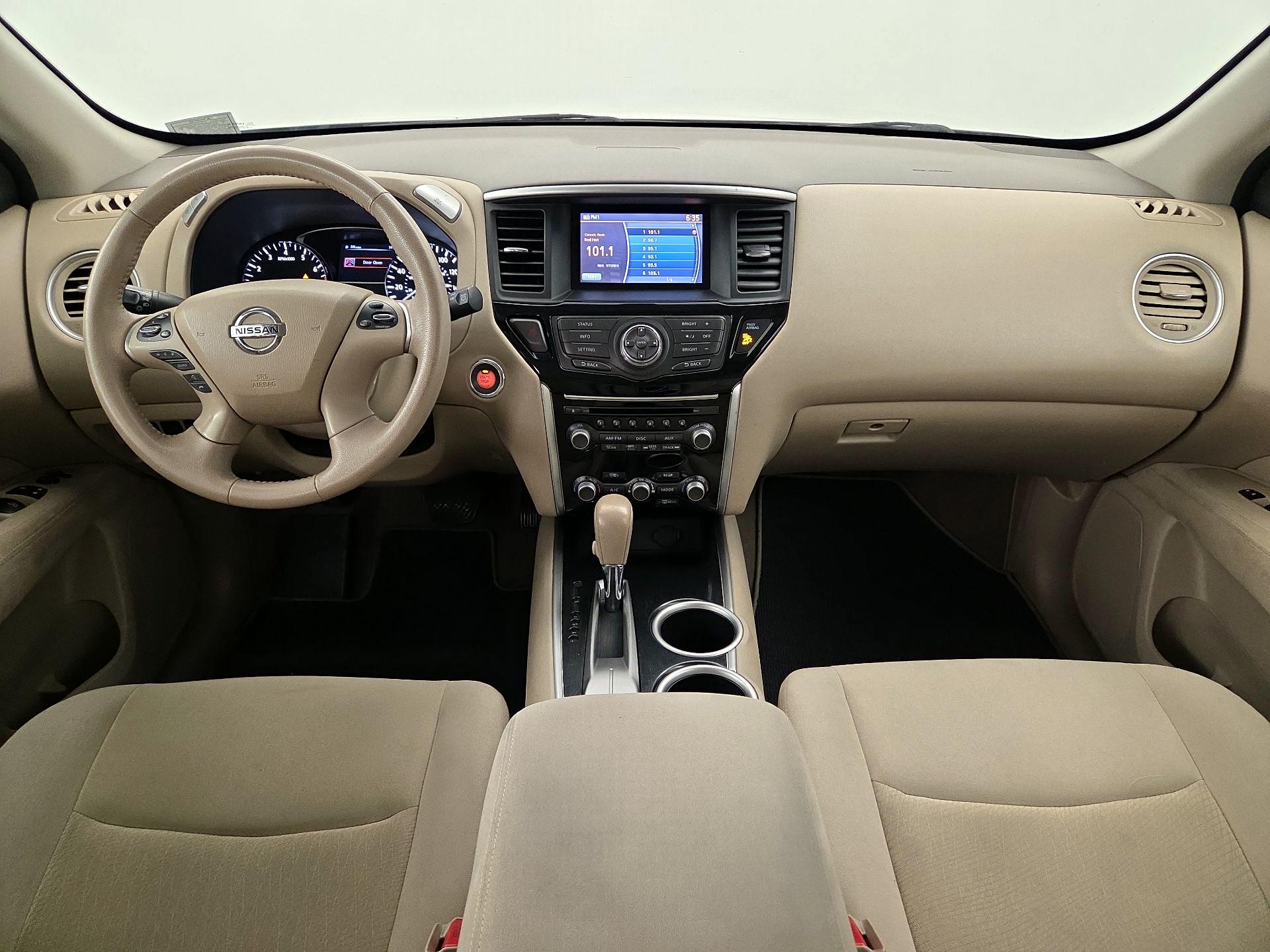 Thumbnail: 2014 Nissan Pathfinder - 9