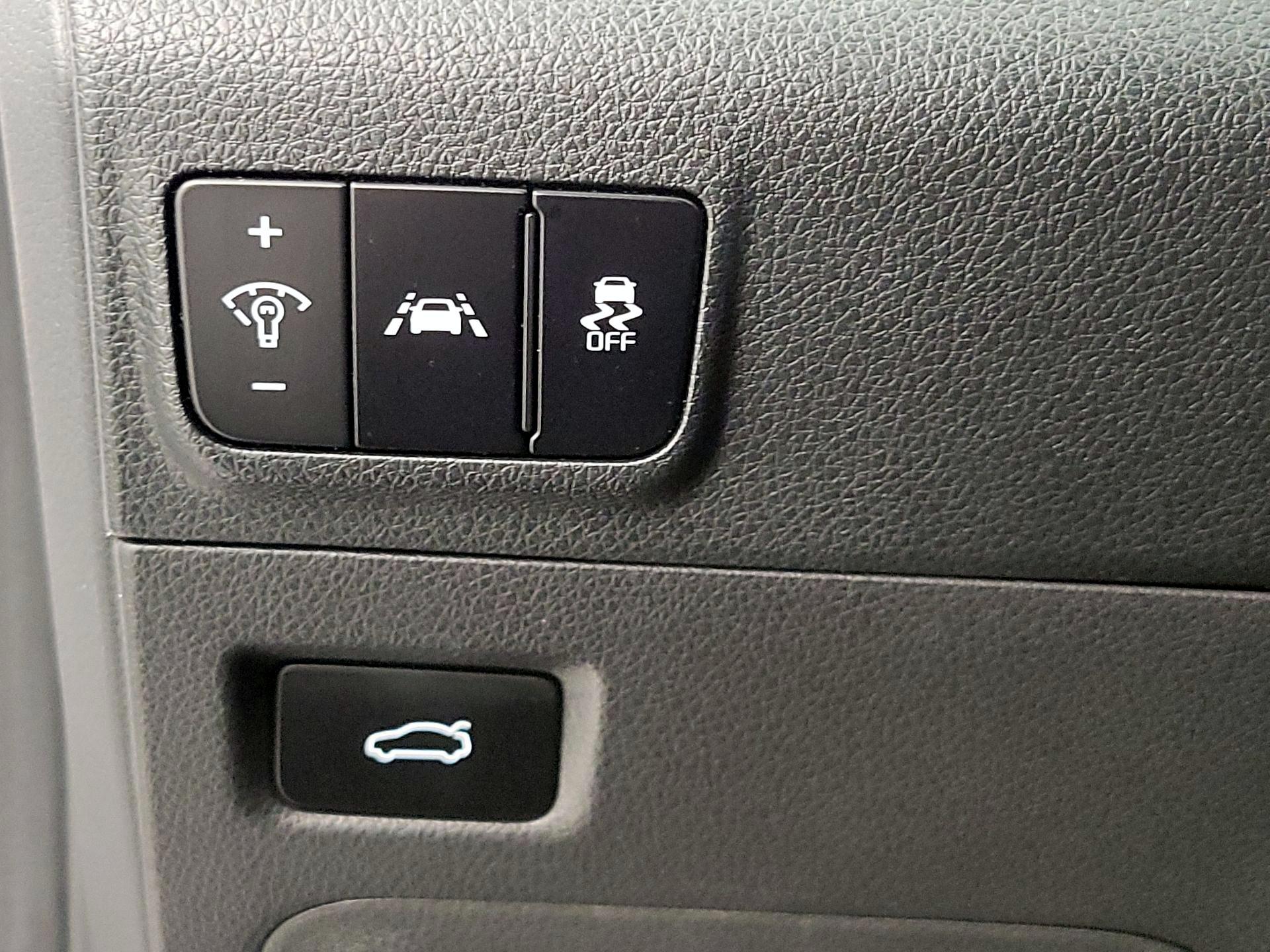 Thumbnail: 2021 Kia K5 - 13