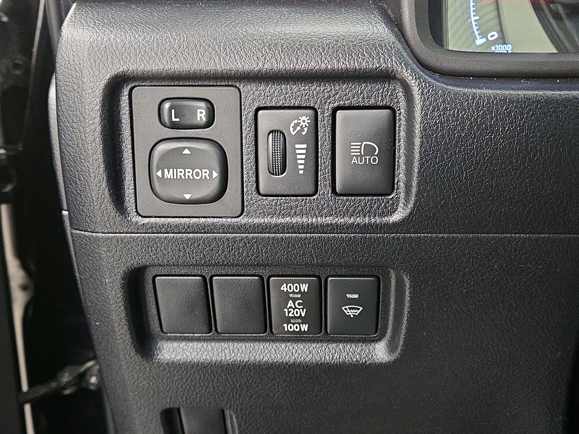 Thumbnail: 2022 Toyota 4Runner - 13