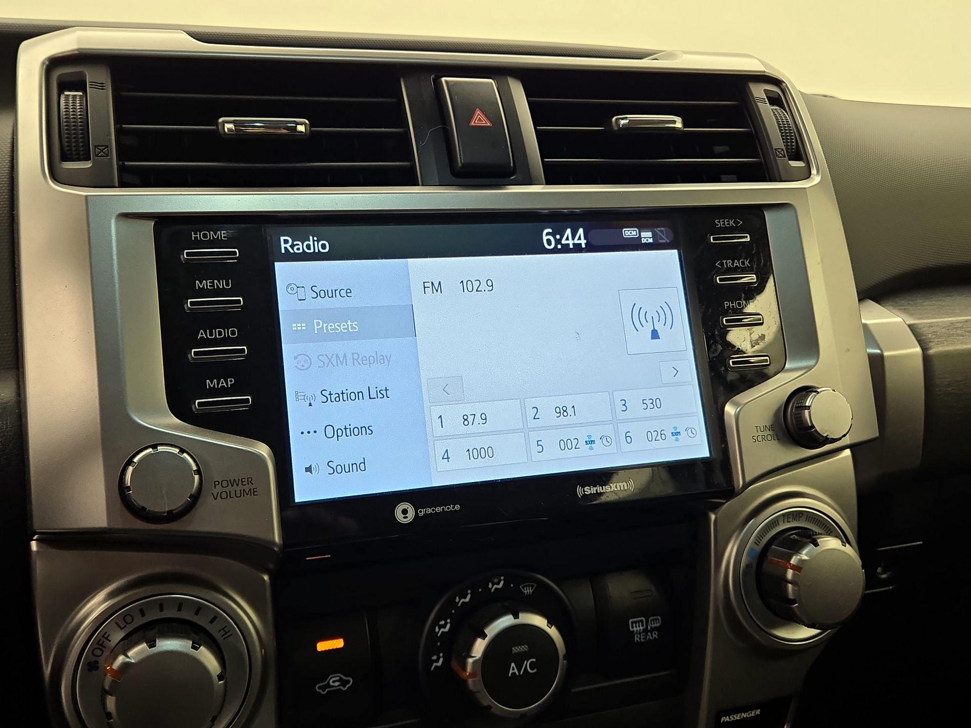 Thumbnail: 2022 Toyota 4Runner - 15