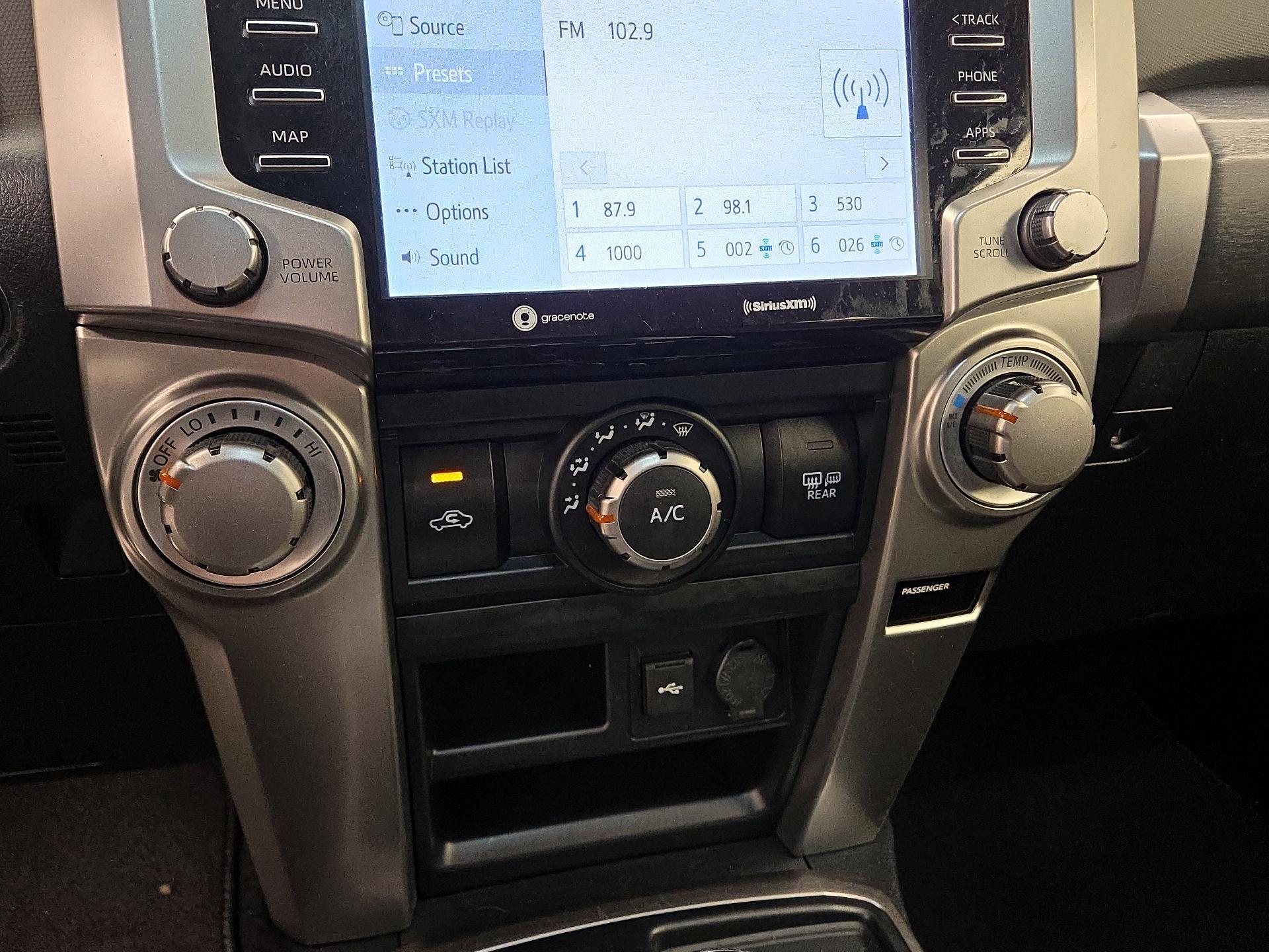 Thumbnail: 2022 Toyota 4Runner - 16