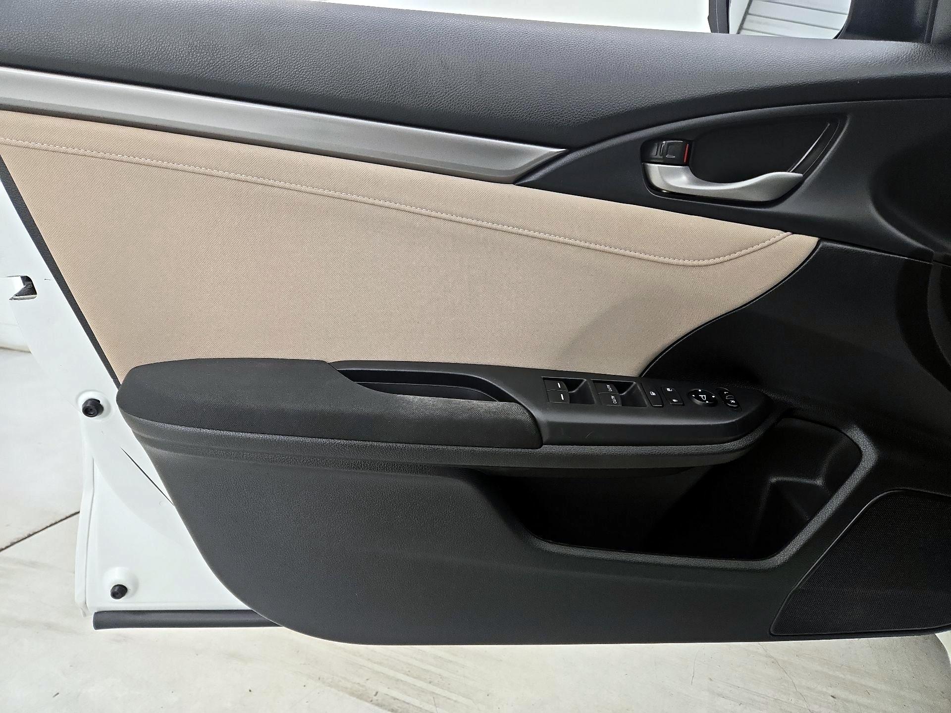 Thumbnail: 2018 Honda Civic - 12