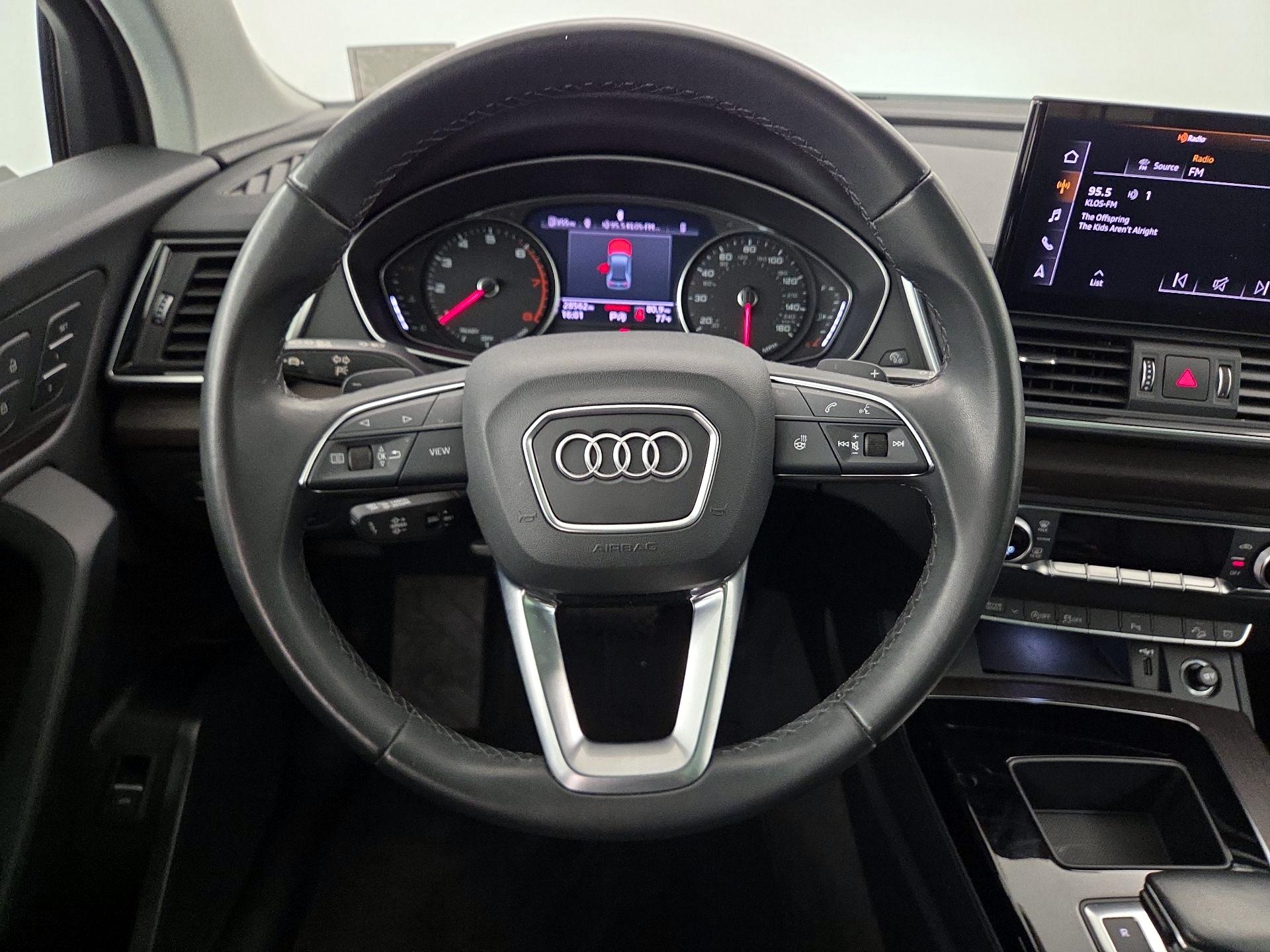Thumbnail: 2023 Audi Q5 - 10