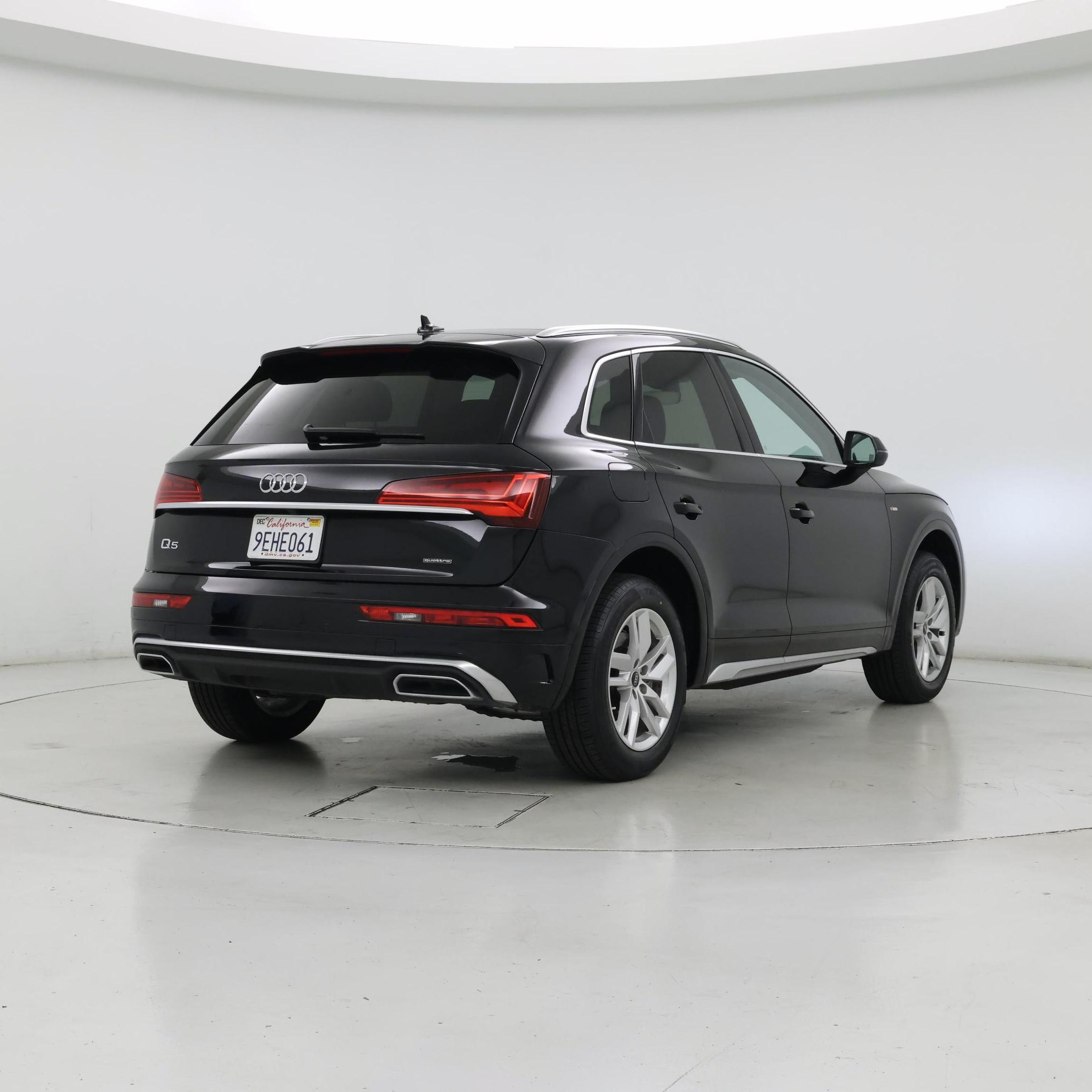 Thumbnail: 2023 Audi Q5 - 8