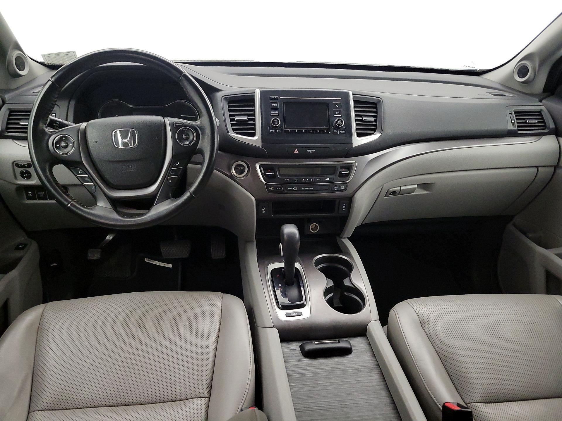 Thumbnail: 2017 Honda Ridgeline - 9