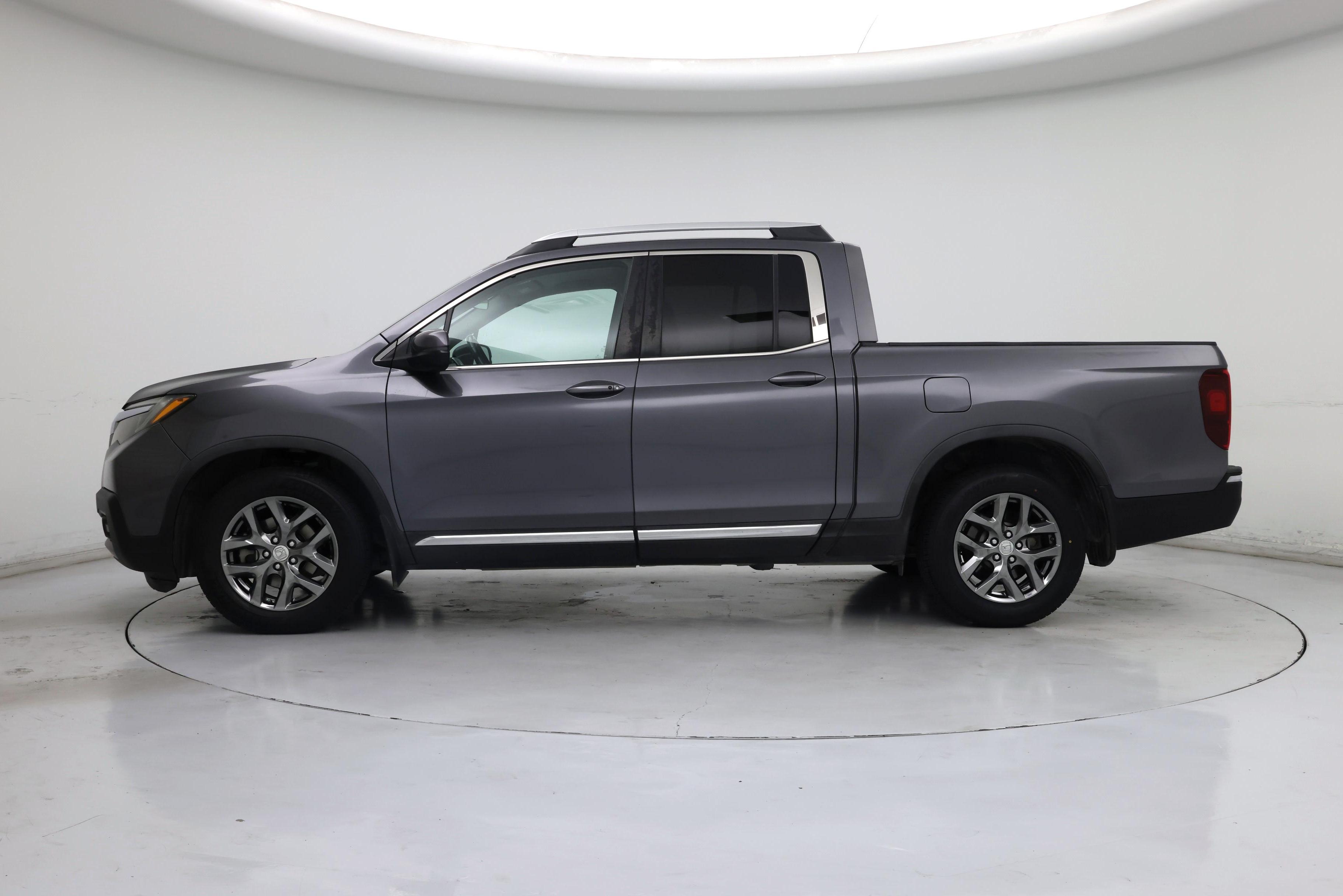 Thumbnail: 2017 Honda Ridgeline - 3