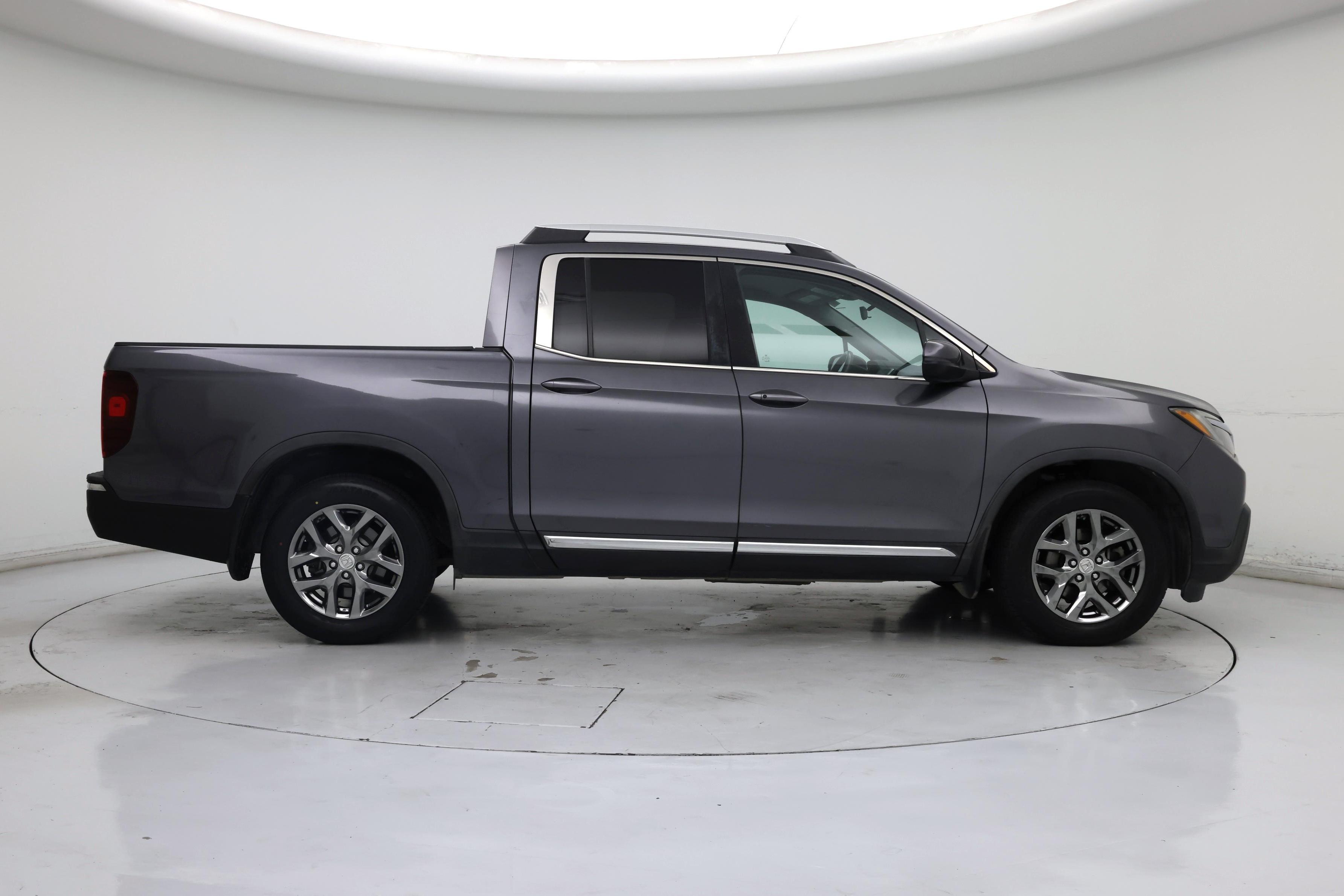 Thumbnail: 2017 Honda Ridgeline - 7