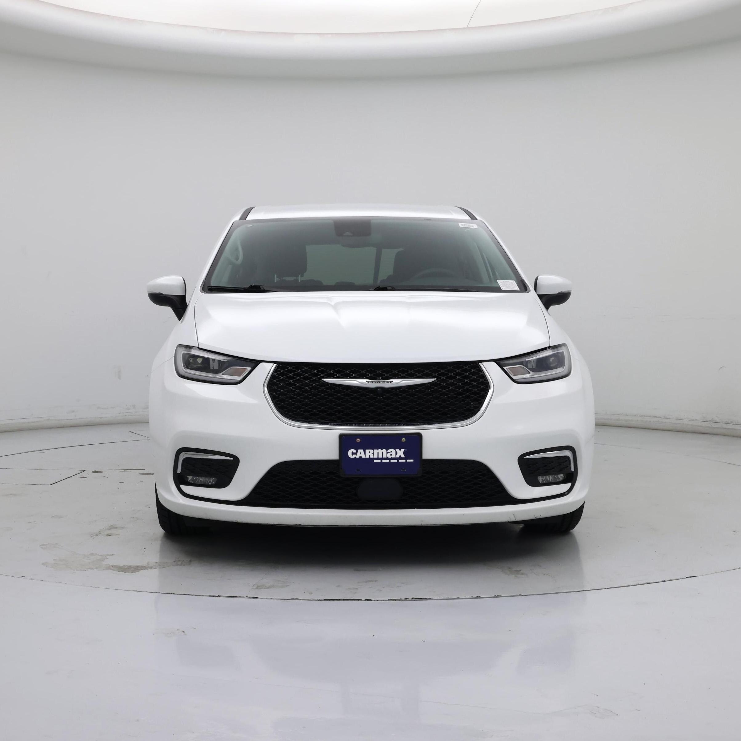 Thumbnail: 2023 Chrysler Pacifica - 5