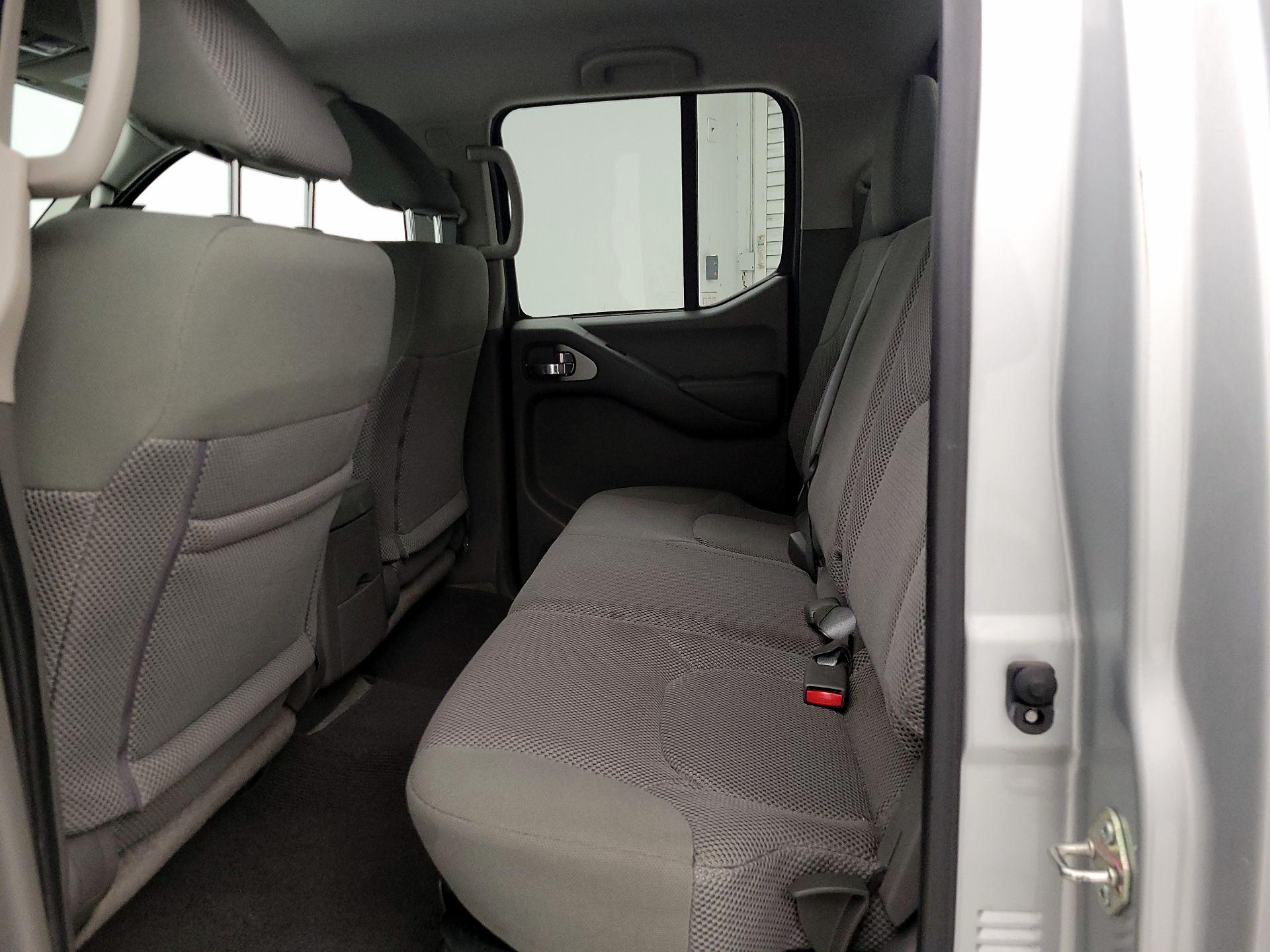 Thumbnail: 2016 Nissan Frontier - 18