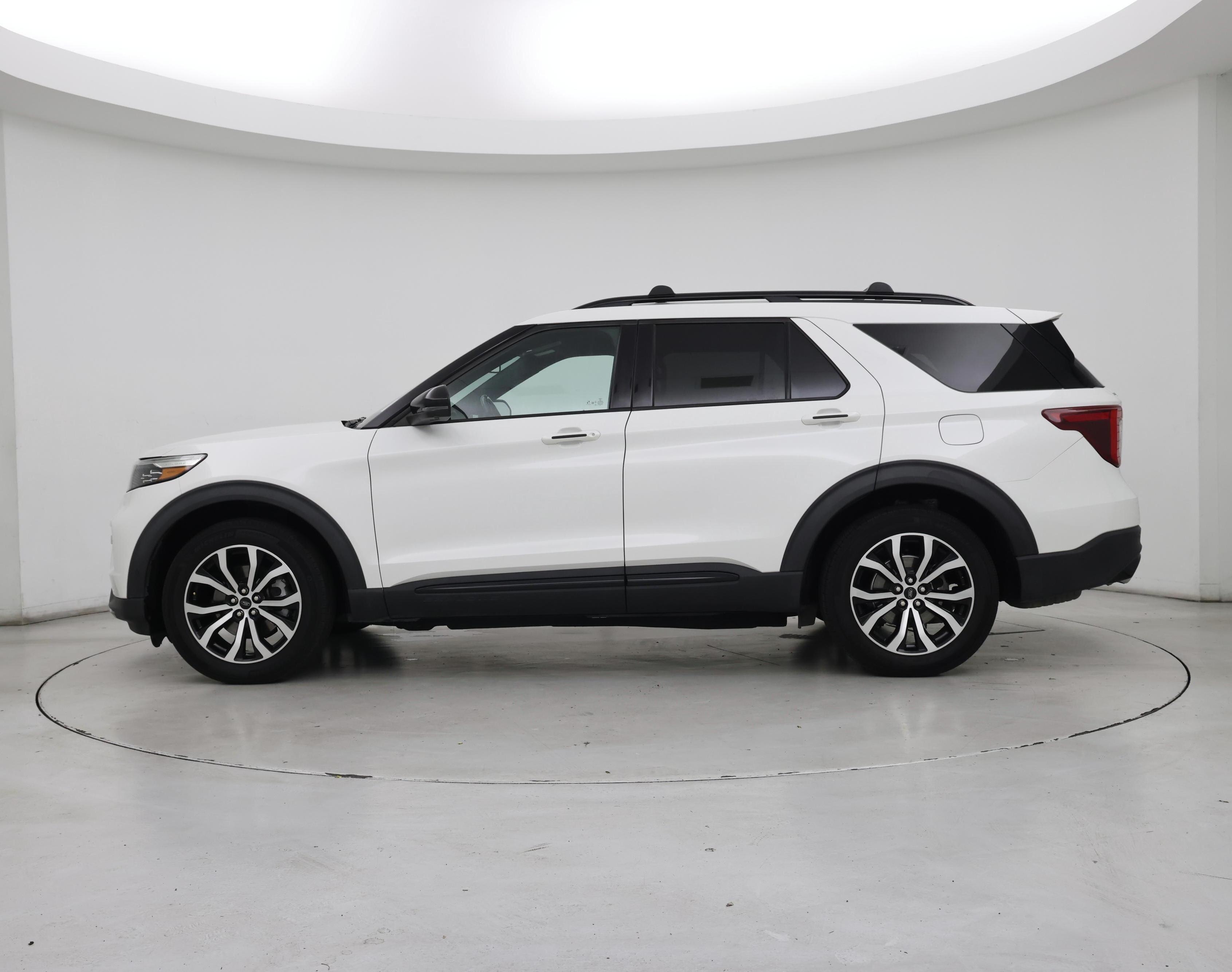 Thumbnail: 2020 Ford Explorer - 3