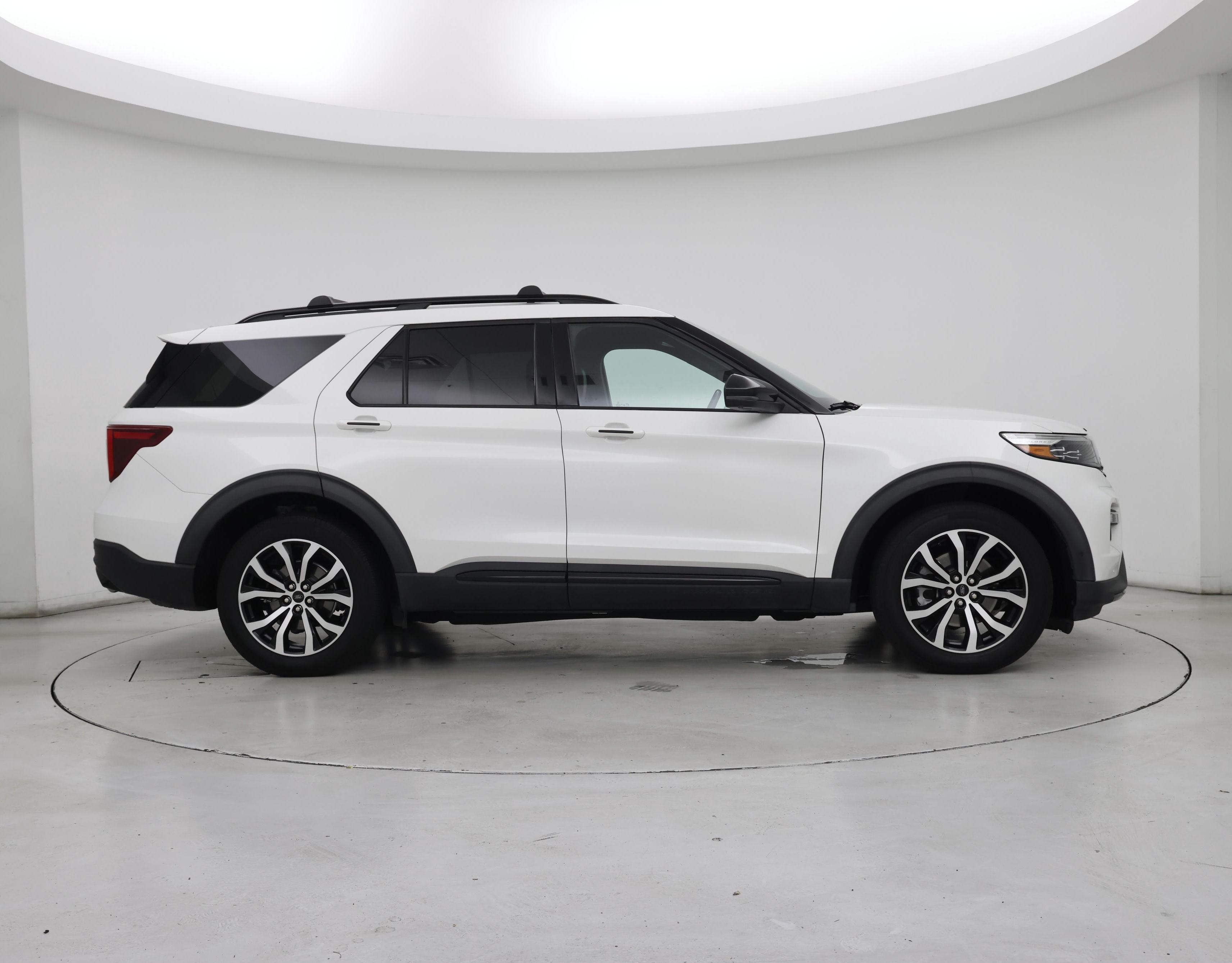 Thumbnail: 2020 Ford Explorer - 7