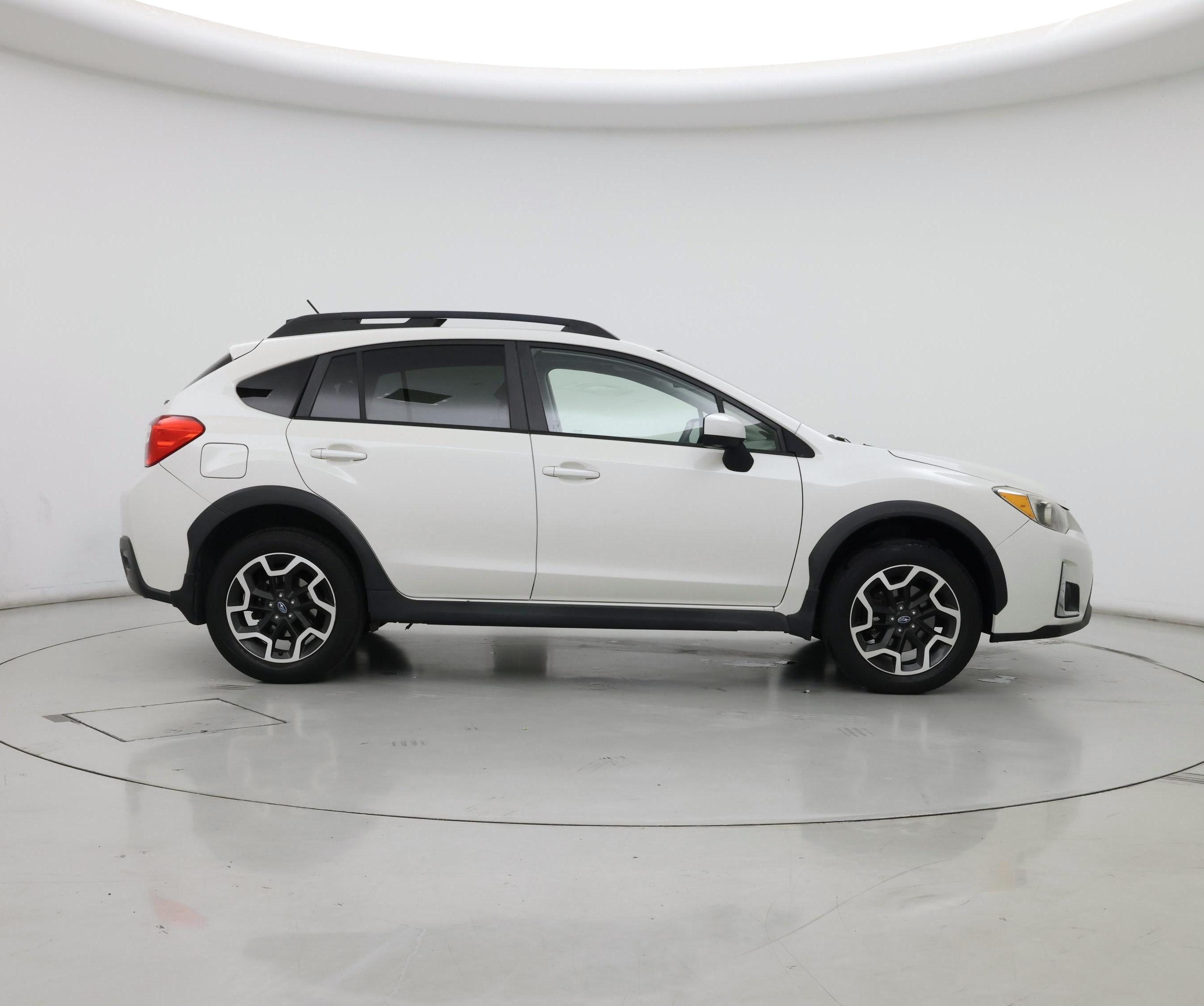 Thumbnail: 2017 Subaru Crosstrek - 7