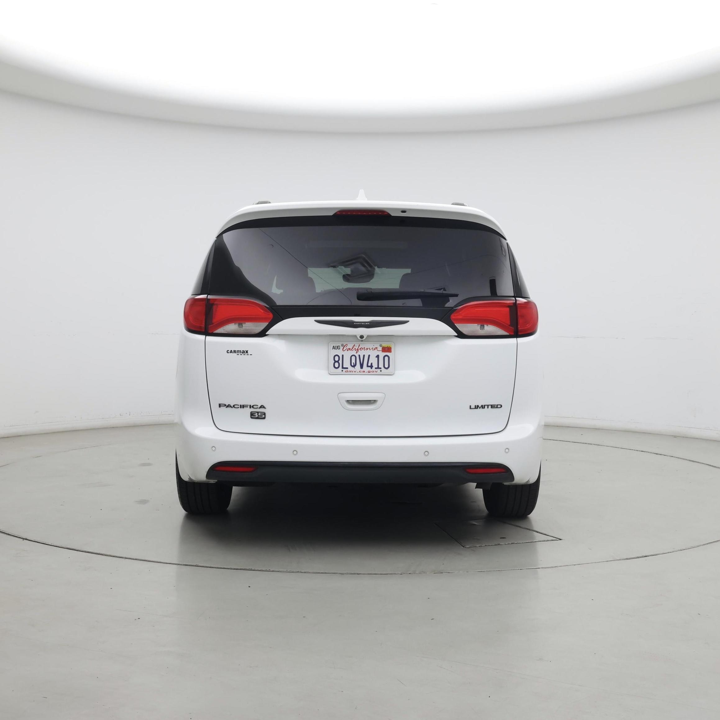 Thumbnail: 2019 Chrysler Pacifica - 6