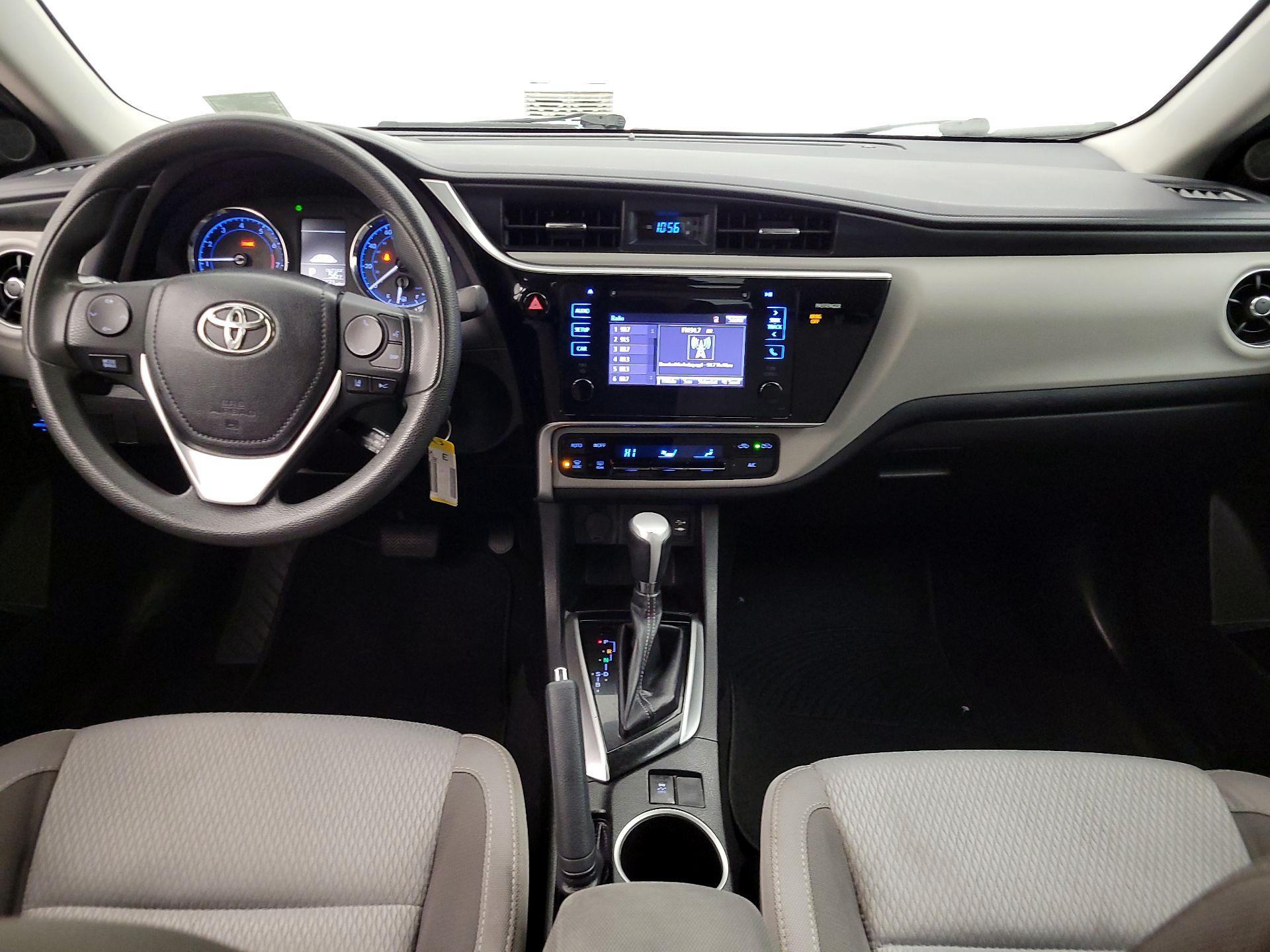 Thumbnail: 2017 Toyota Corolla - 9