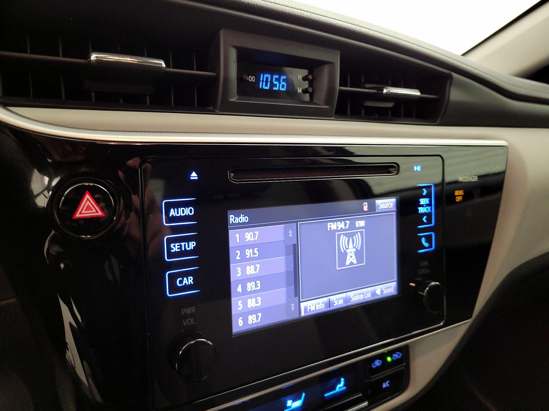 Thumbnail: 2017 Toyota Corolla - 15