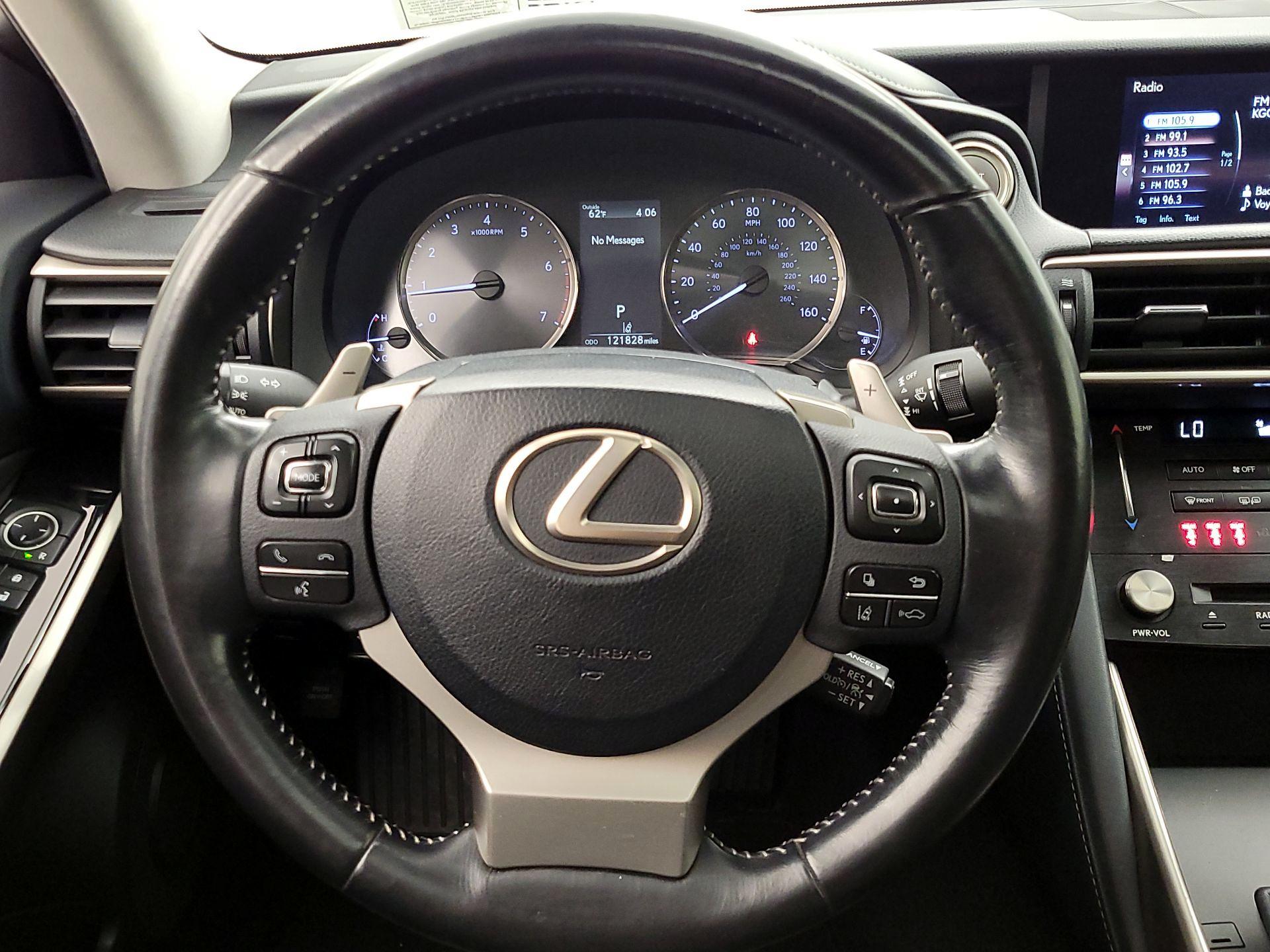 Thumbnail: 2018 Lexus IS - 10