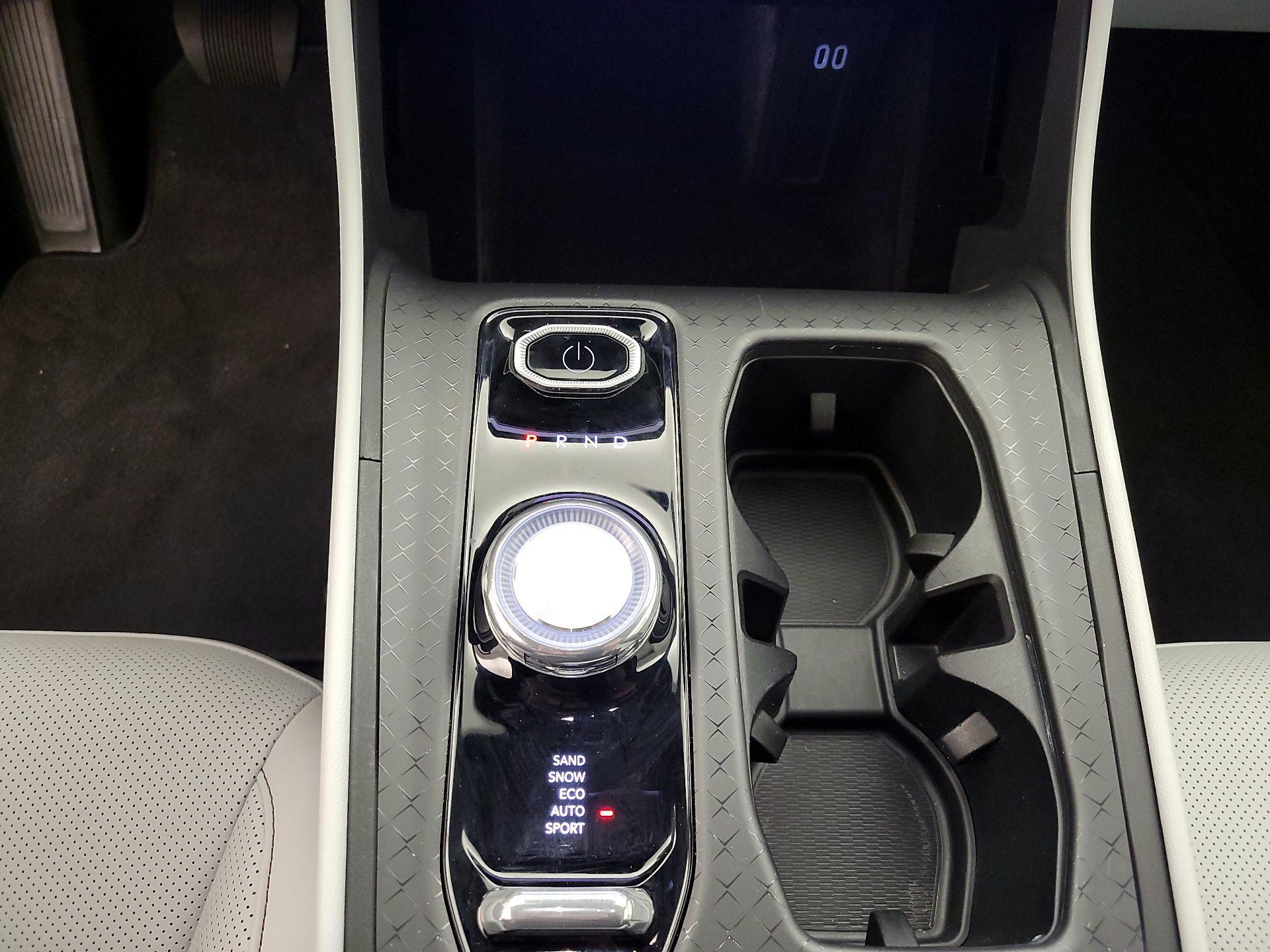 Thumbnail: 2025 Jeep Wagoneer S - 18