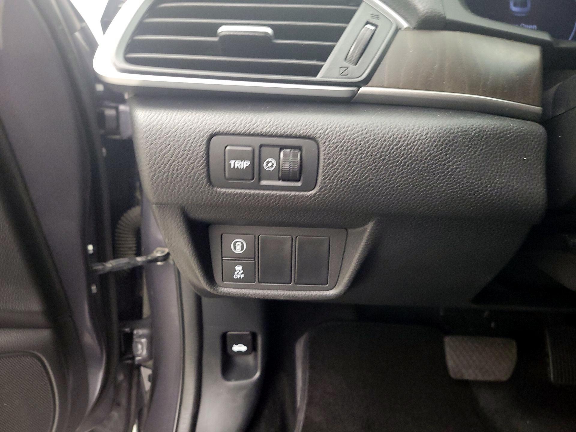 Thumbnail: 2018 Honda Accord - 13