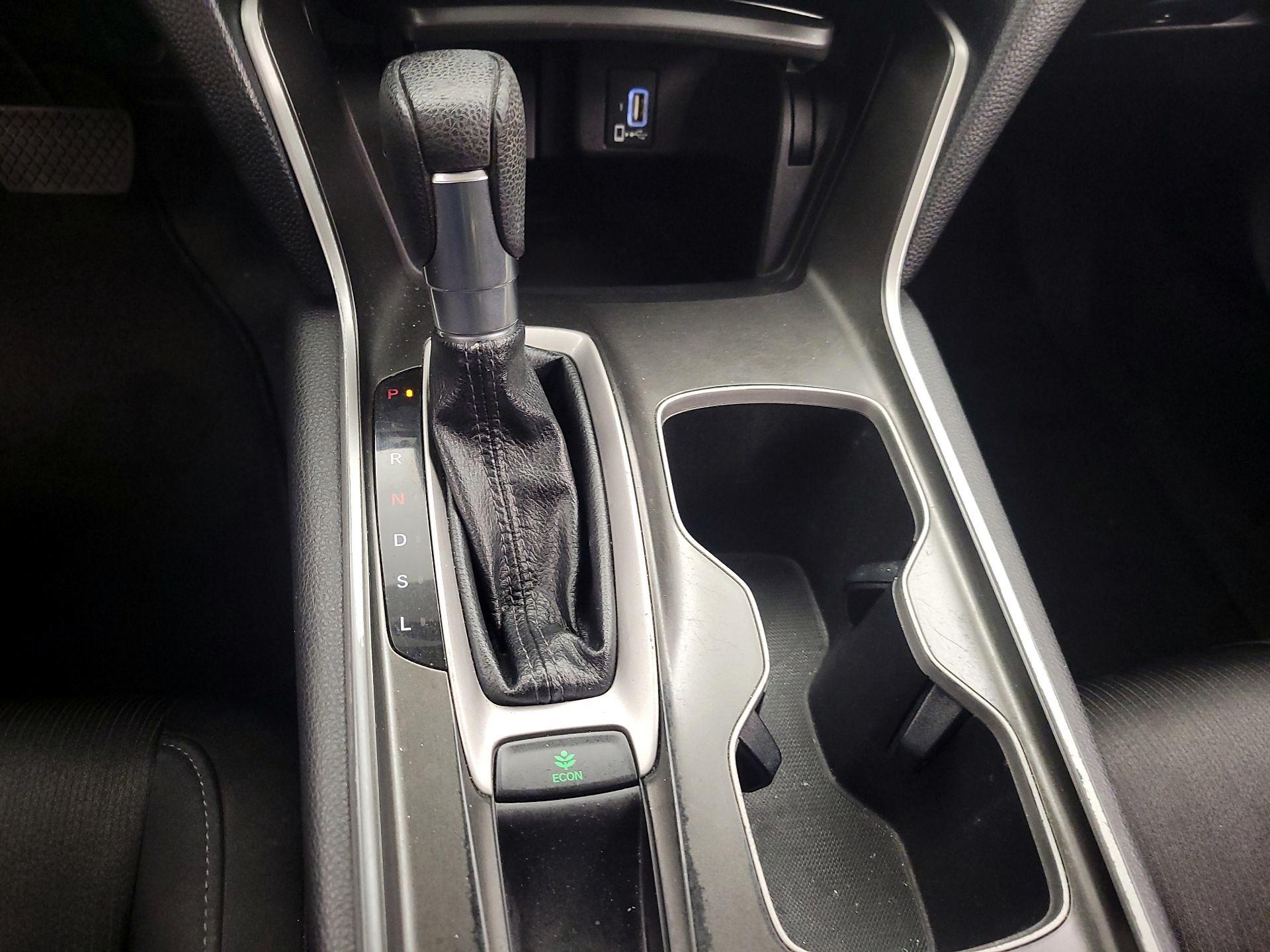 Thumbnail: 2018 Honda Accord - 17