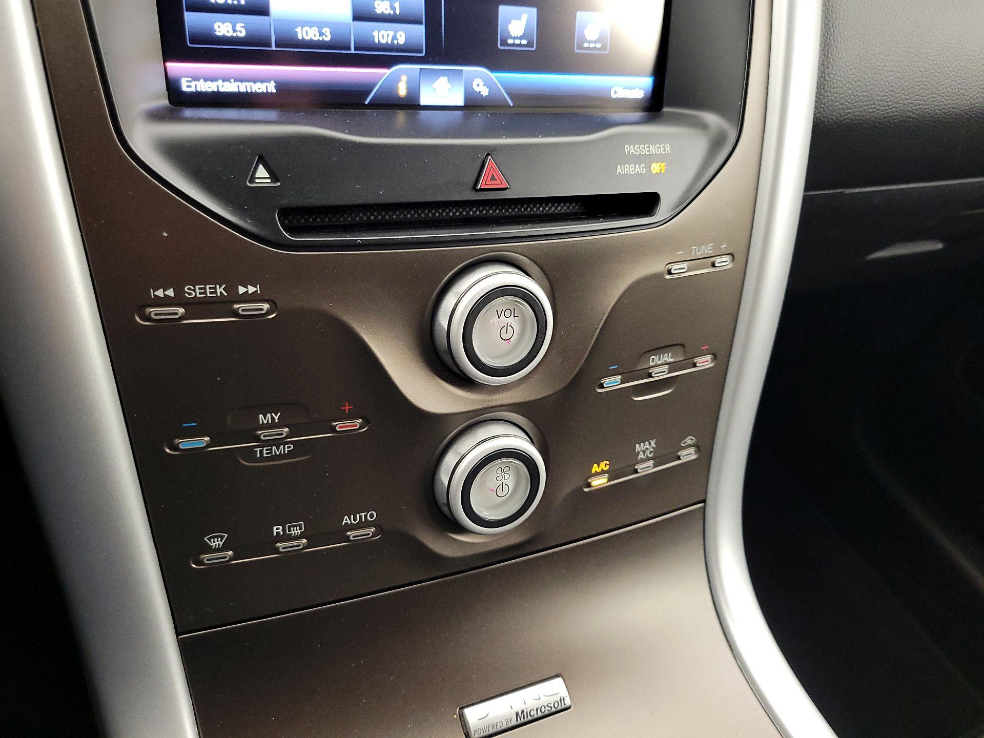 Thumbnail: 2014 Ford Edge - 17