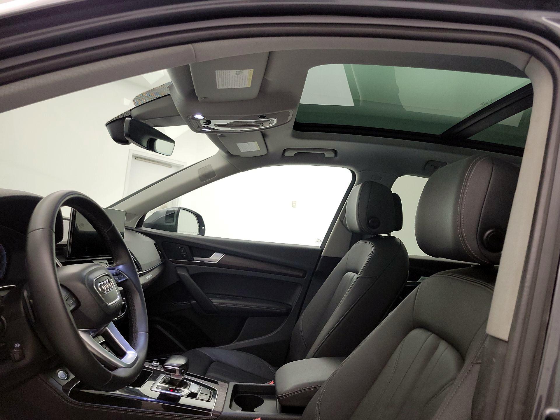 Thumbnail: 2023 Audi Q5 - 19