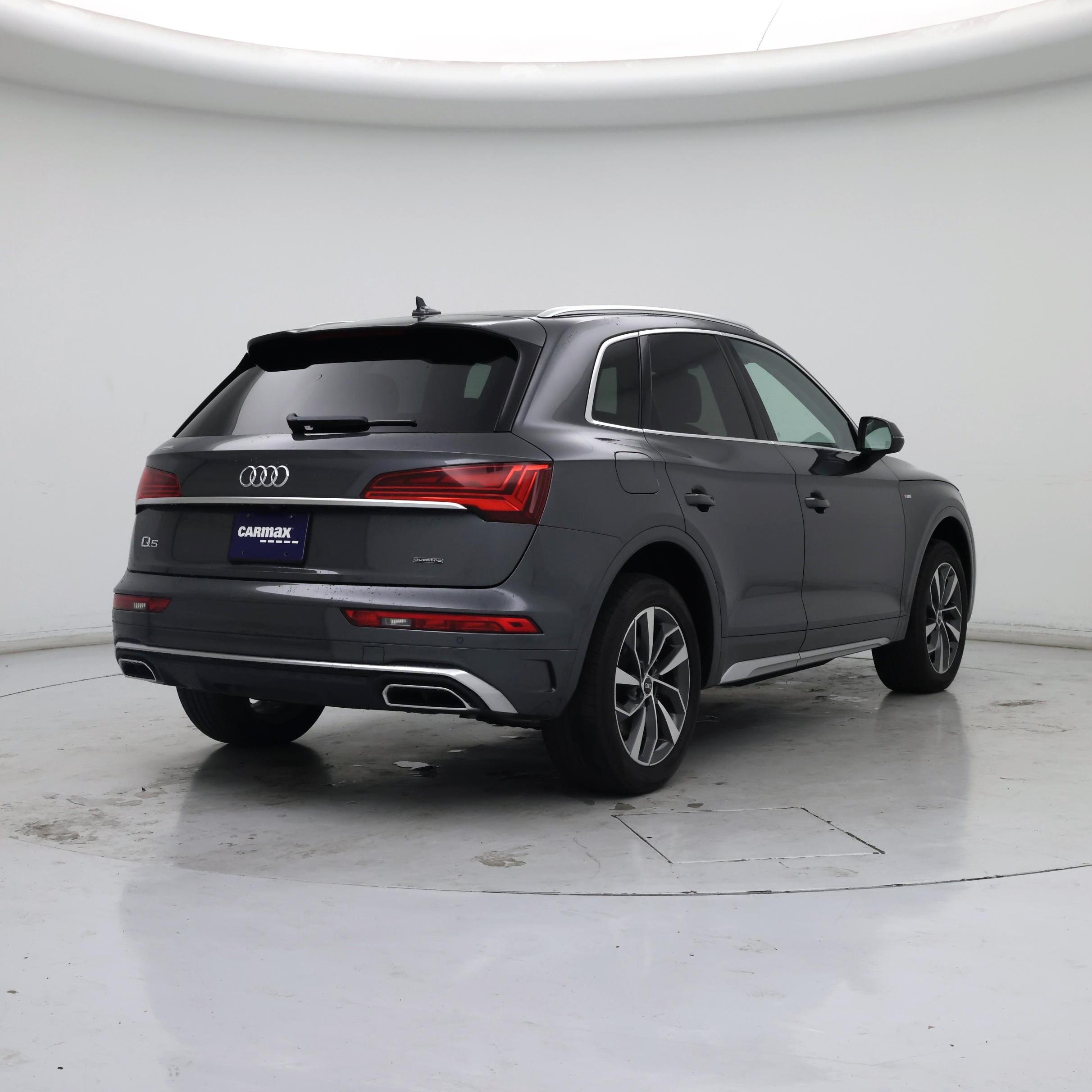Thumbnail: 2023 Audi Q5 - 8