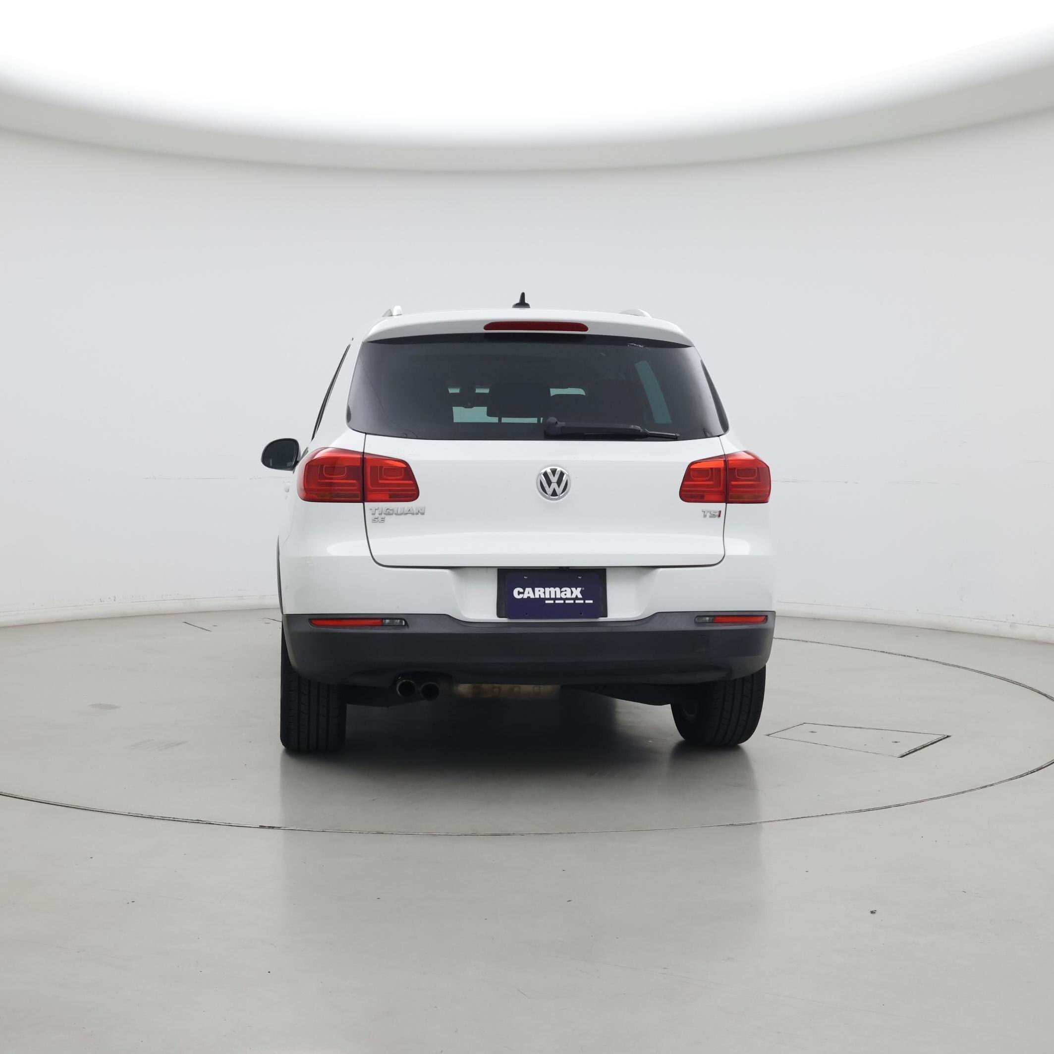 Thumbnail: 2017 Volkswagen Tiguan - 6