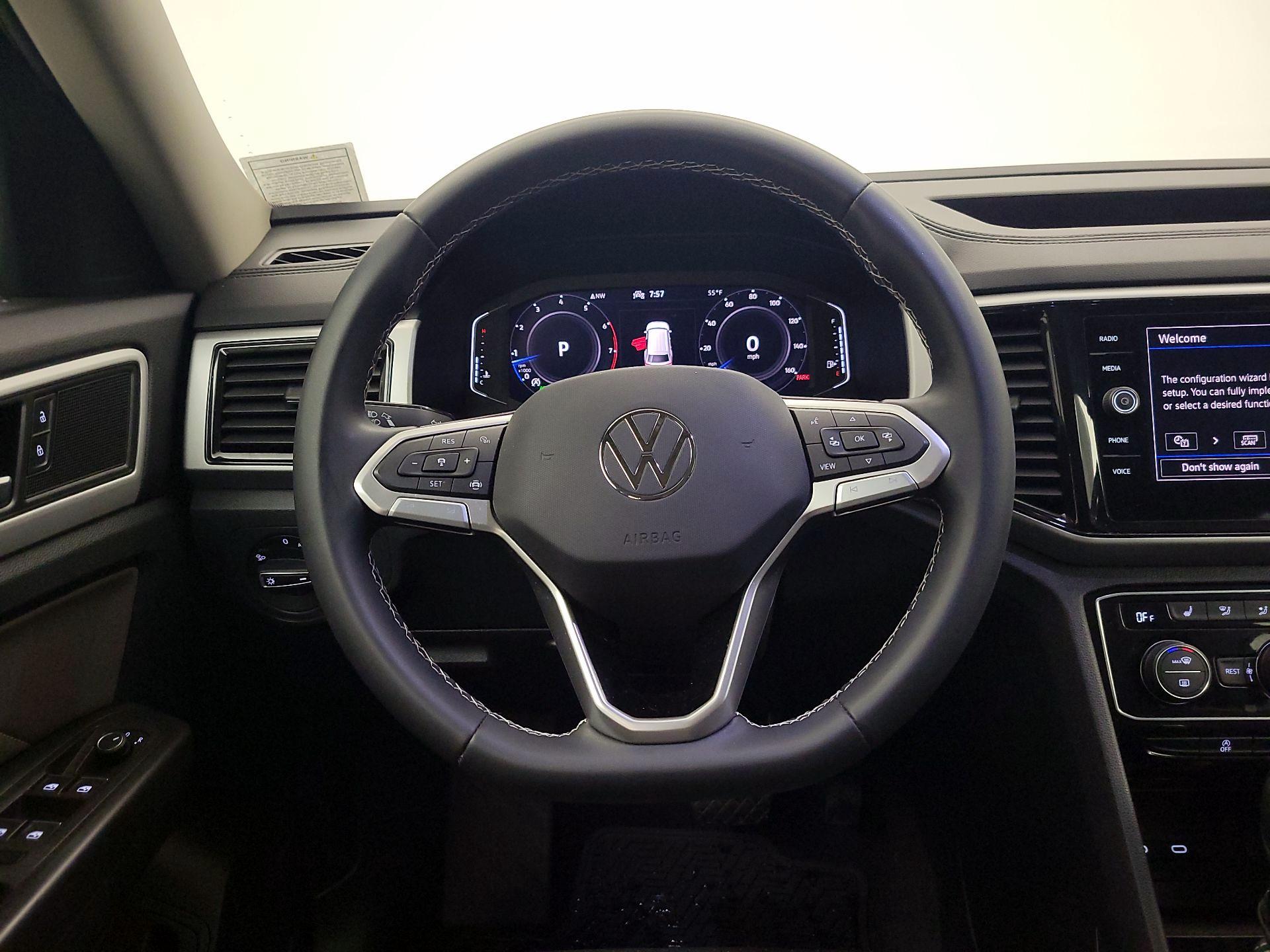 Thumbnail: 2023 Volkswagen Atlas - 10