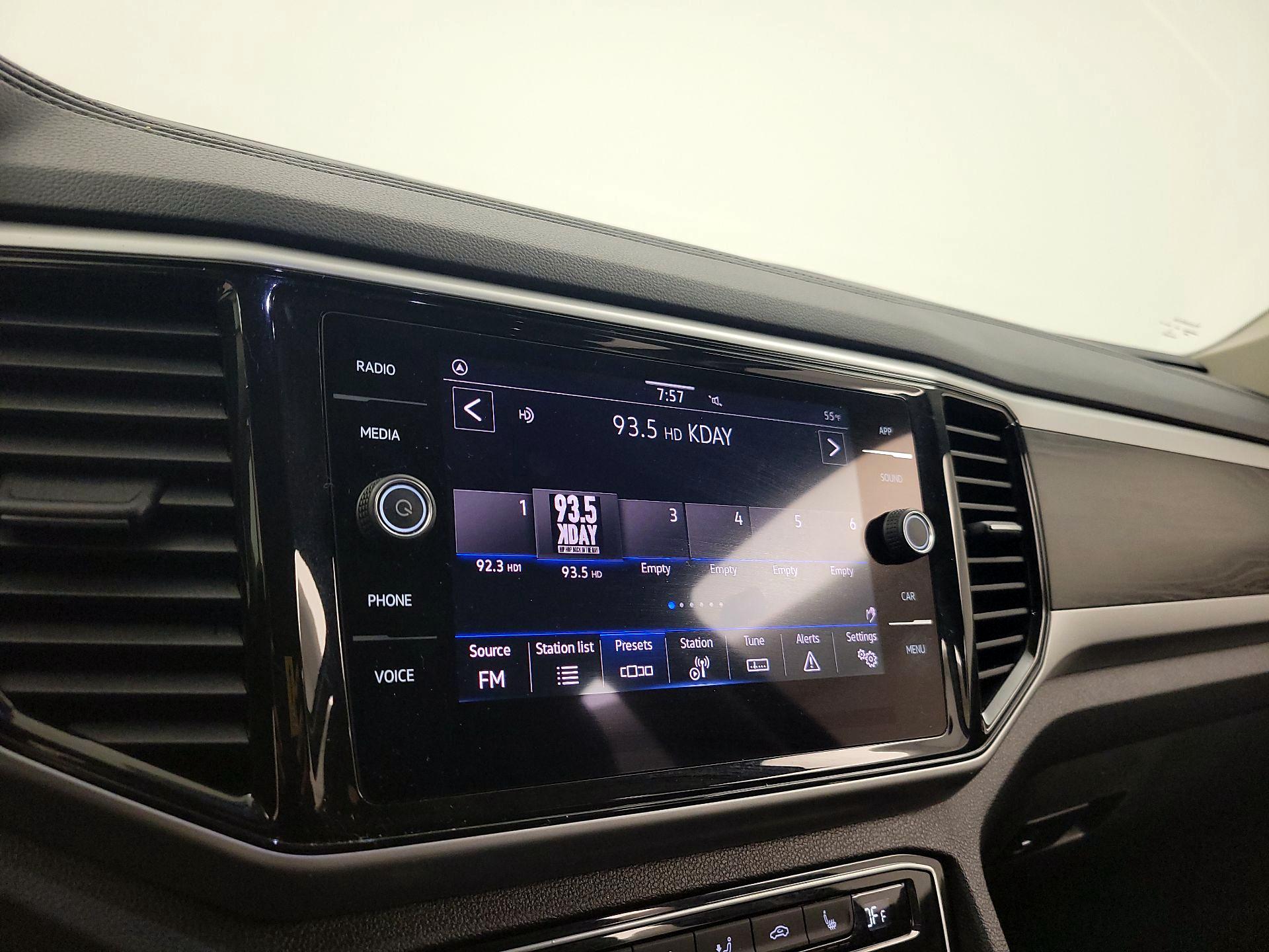 Thumbnail: 2023 Volkswagen Atlas - 15