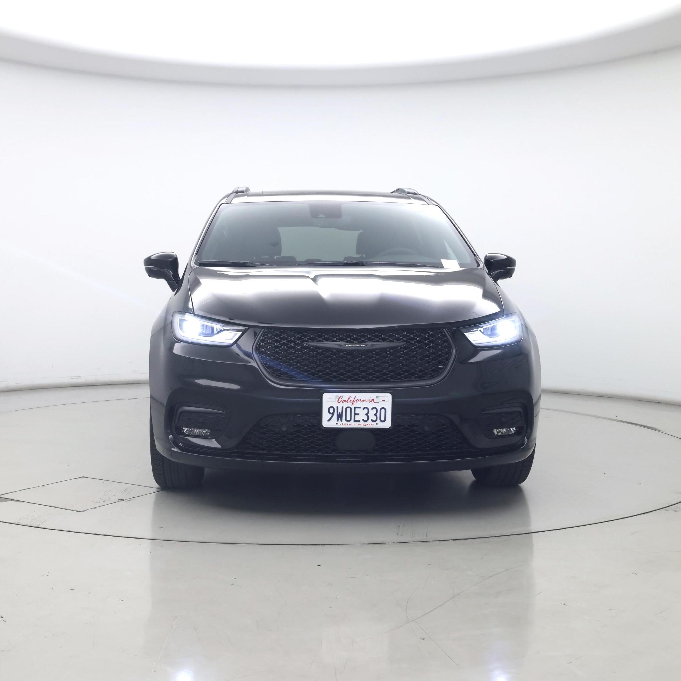 Thumbnail: 2026 Chrysler Pacifica - 5