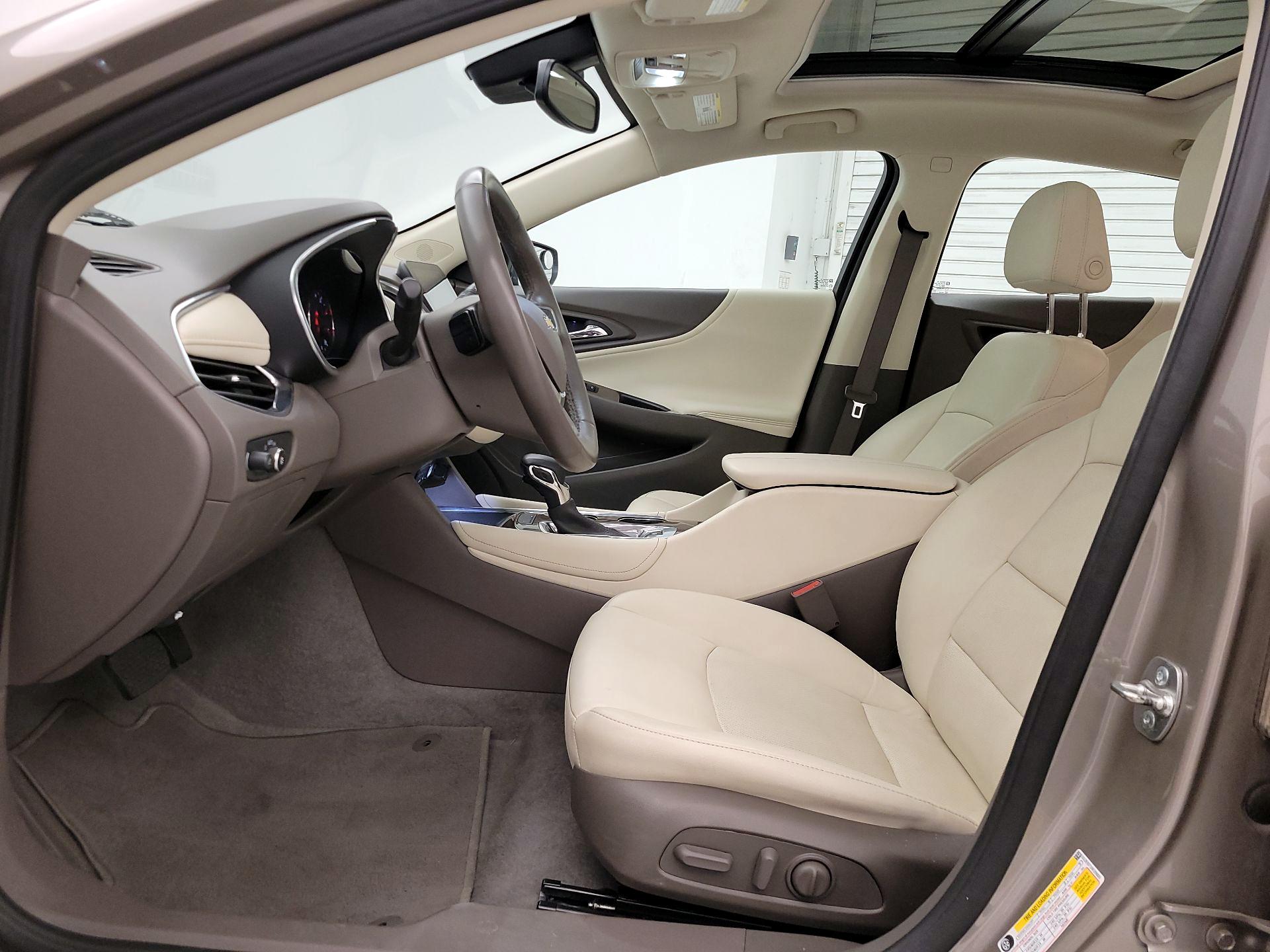 Thumbnail: 2024 Chevrolet Malibu - 11