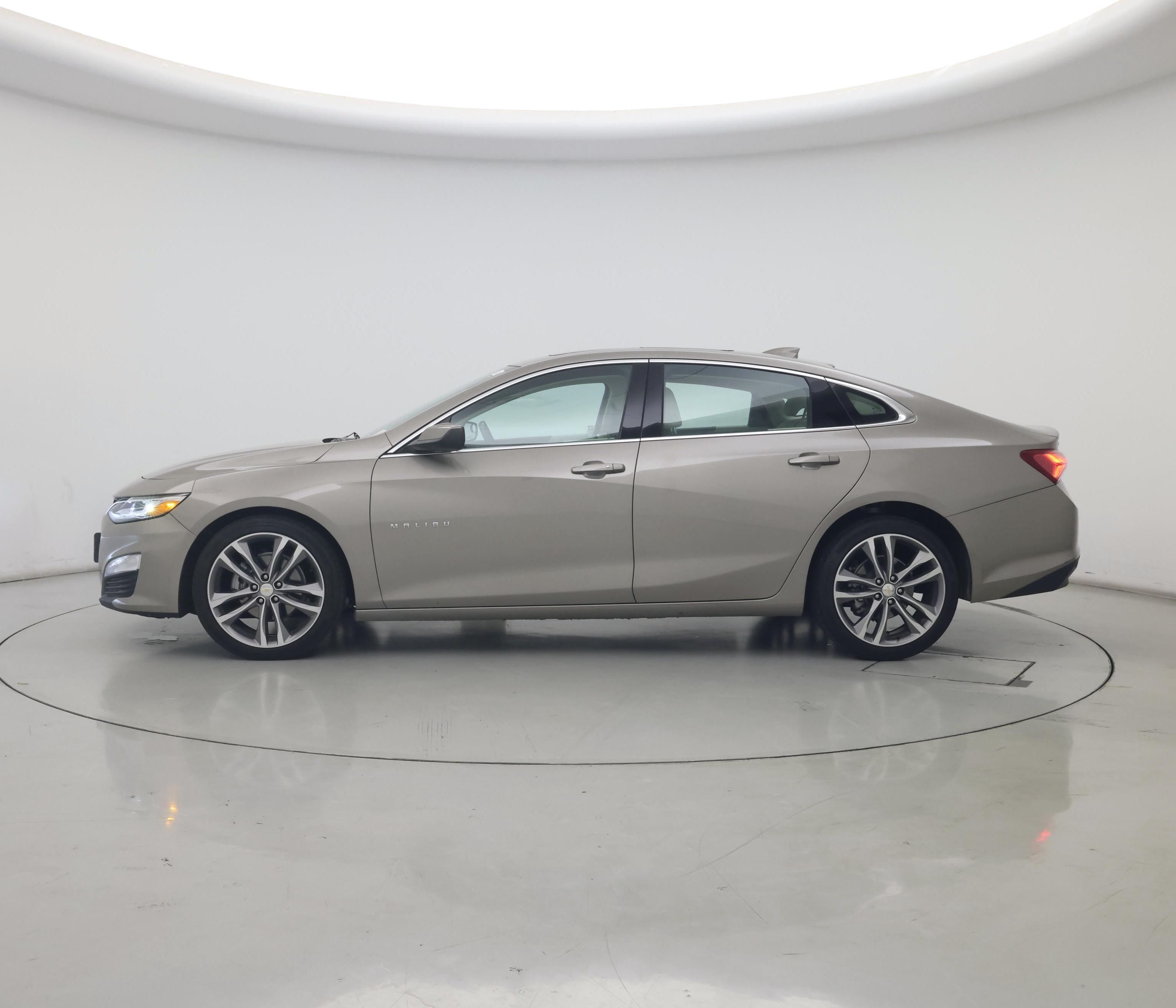 Thumbnail: 2024 Chevrolet Malibu - 3