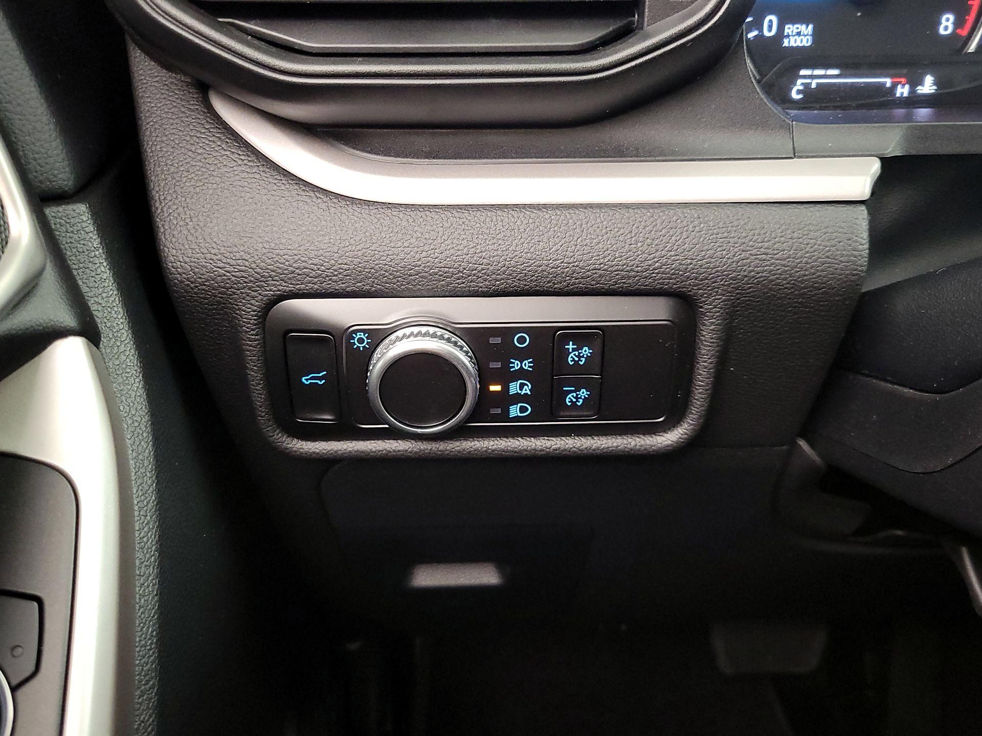 Thumbnail: 2023 Ford Explorer - 13