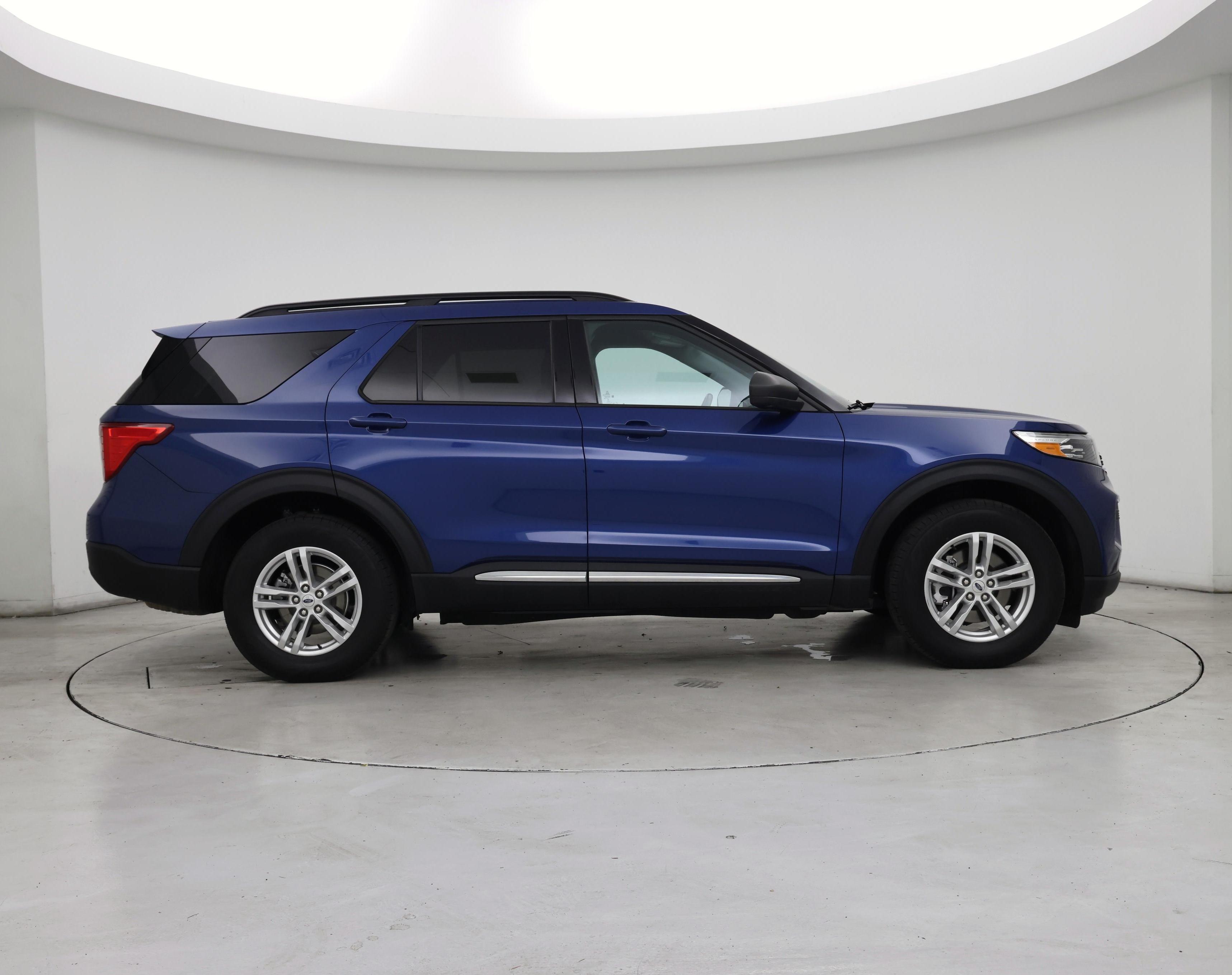 Thumbnail: 2023 Ford Explorer - 7