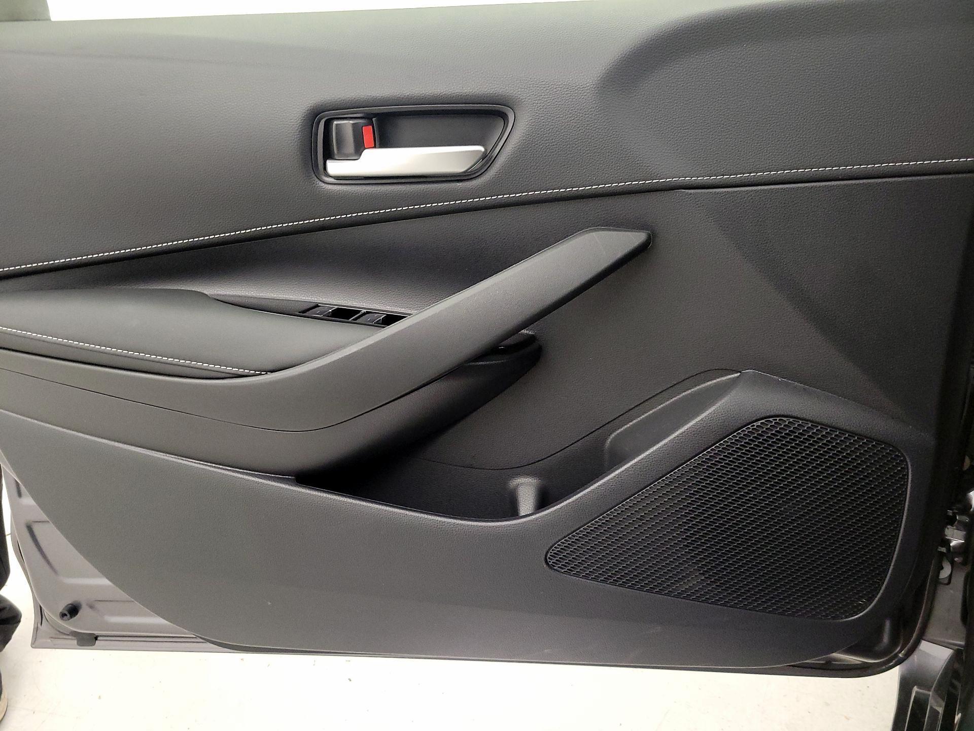 Thumbnail: 2023 Toyota Corolla - 12