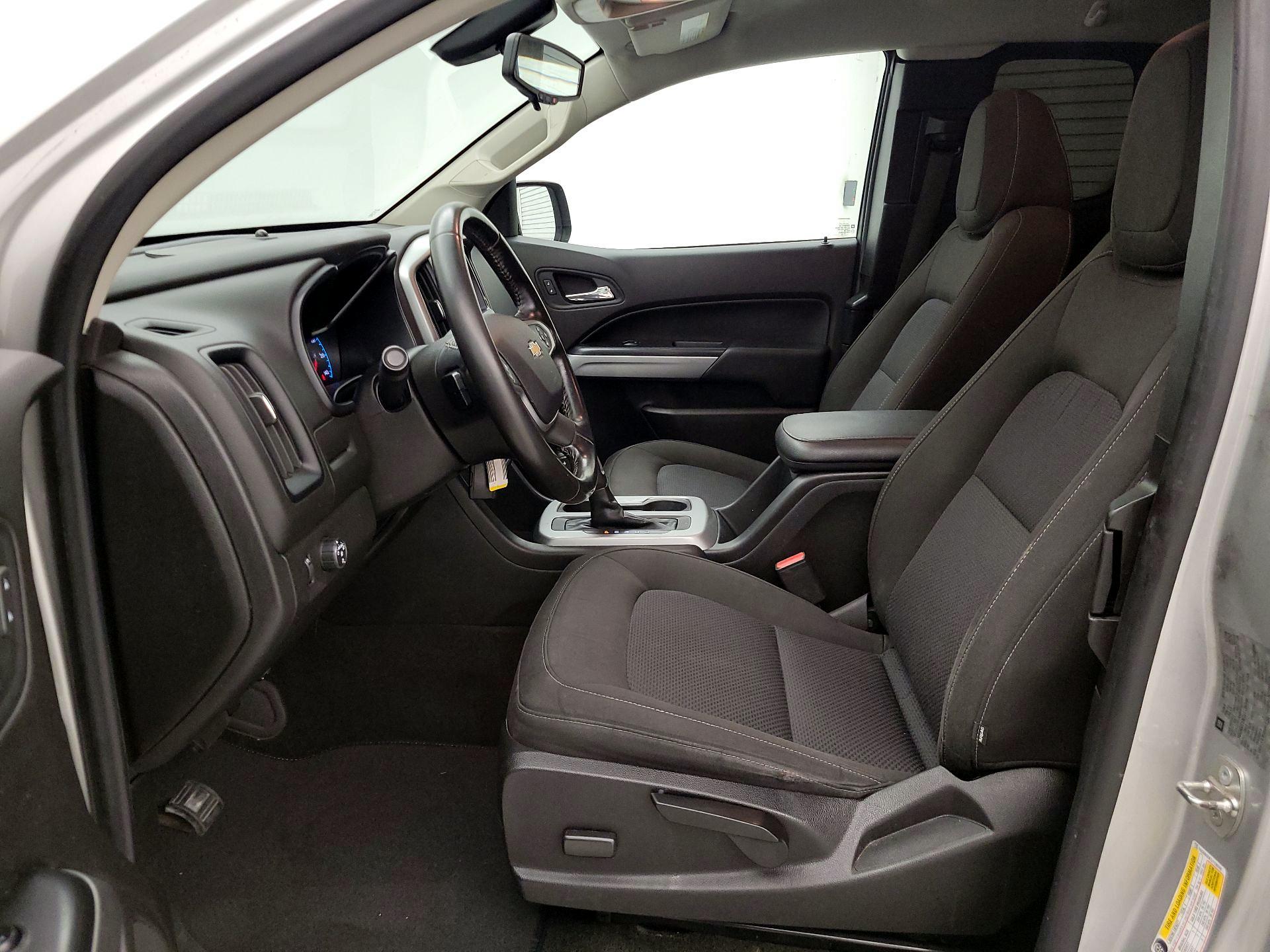 Thumbnail: 2018 Chevrolet Colorado - 11