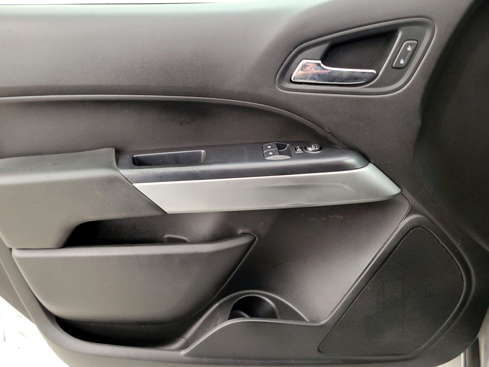 Thumbnail: 2018 Chevrolet Colorado - 12