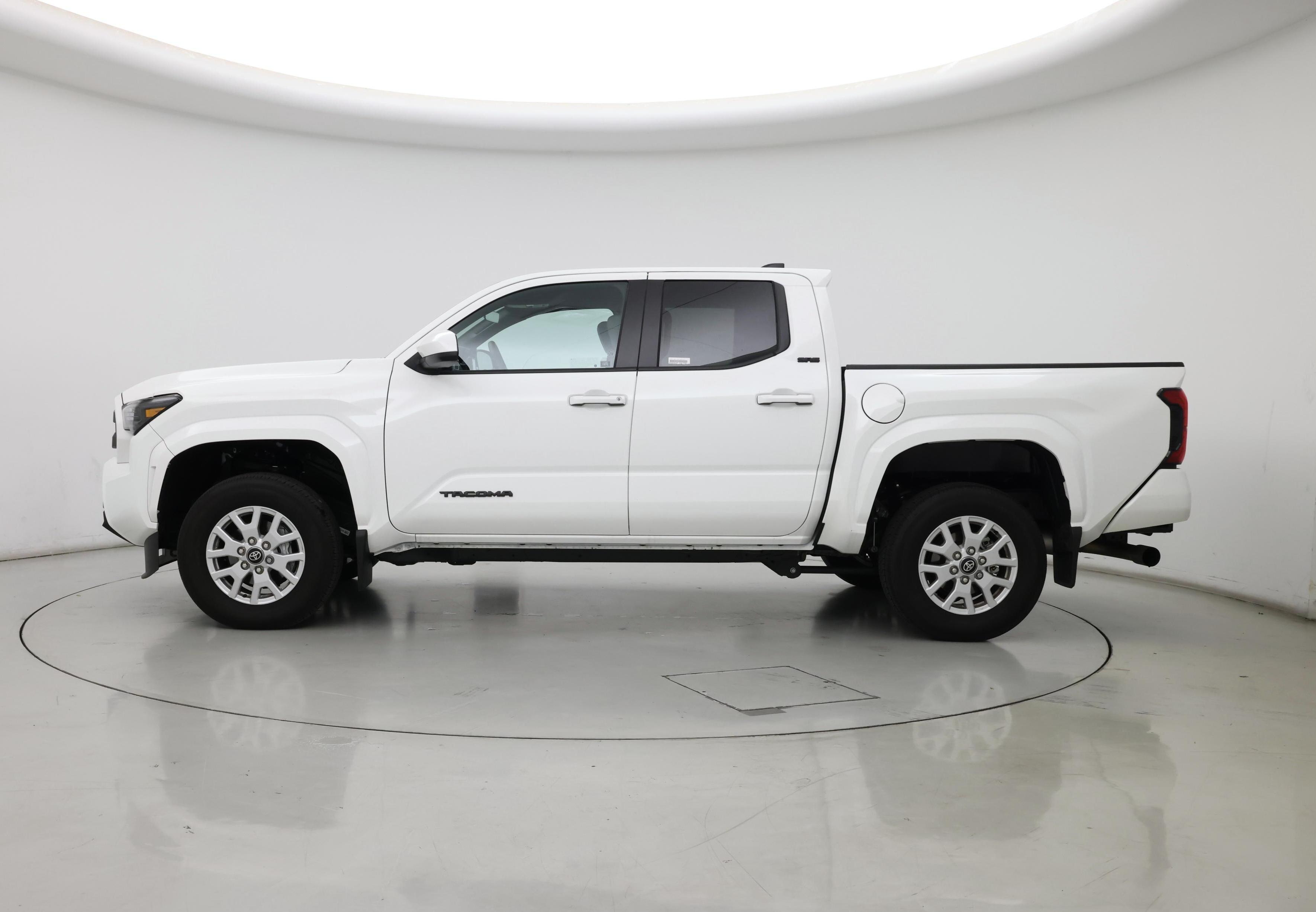 Thumbnail: 2025 Toyota Tacoma - 3