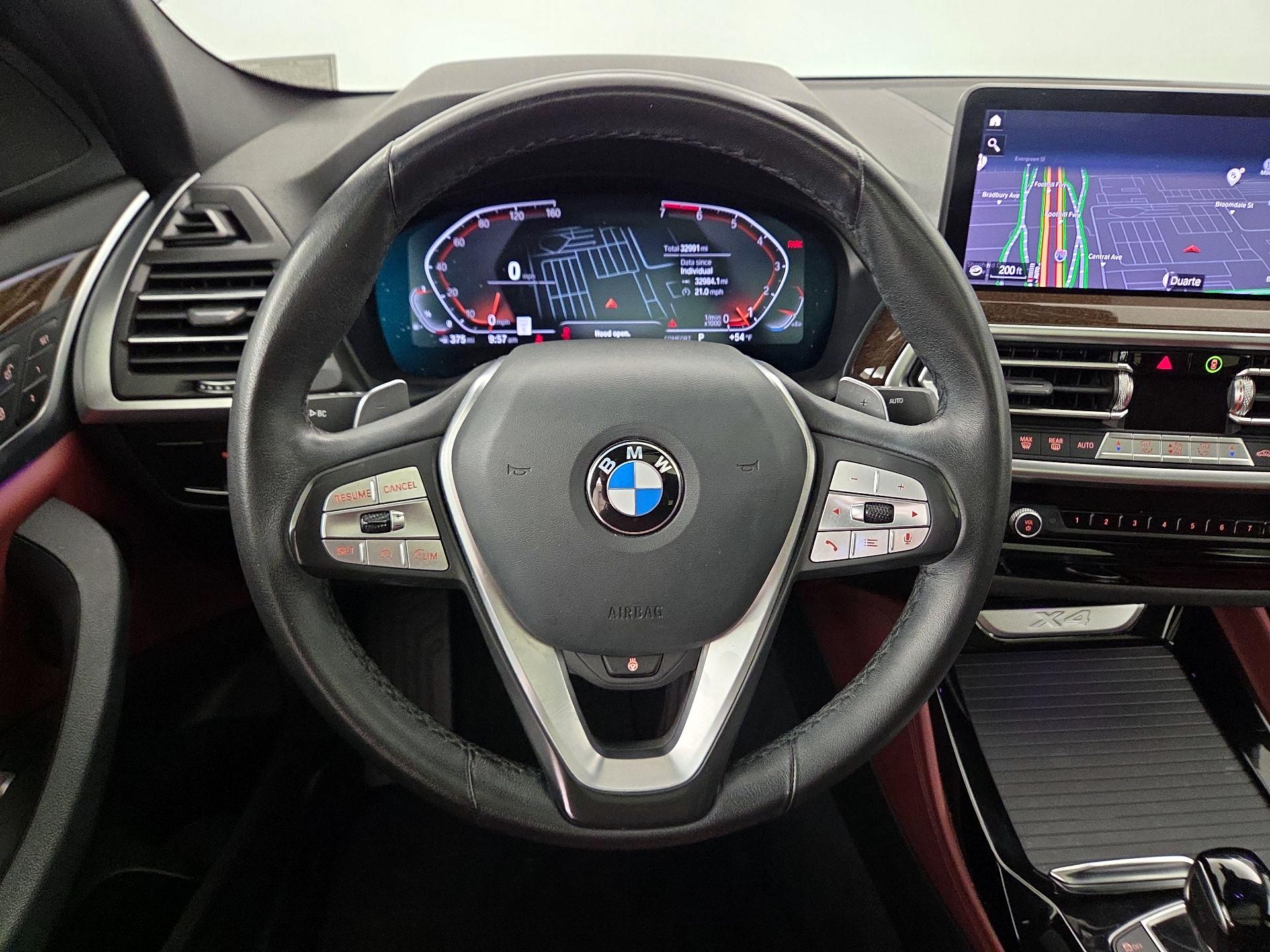 Thumbnail: 2023 BMW X4 - 10