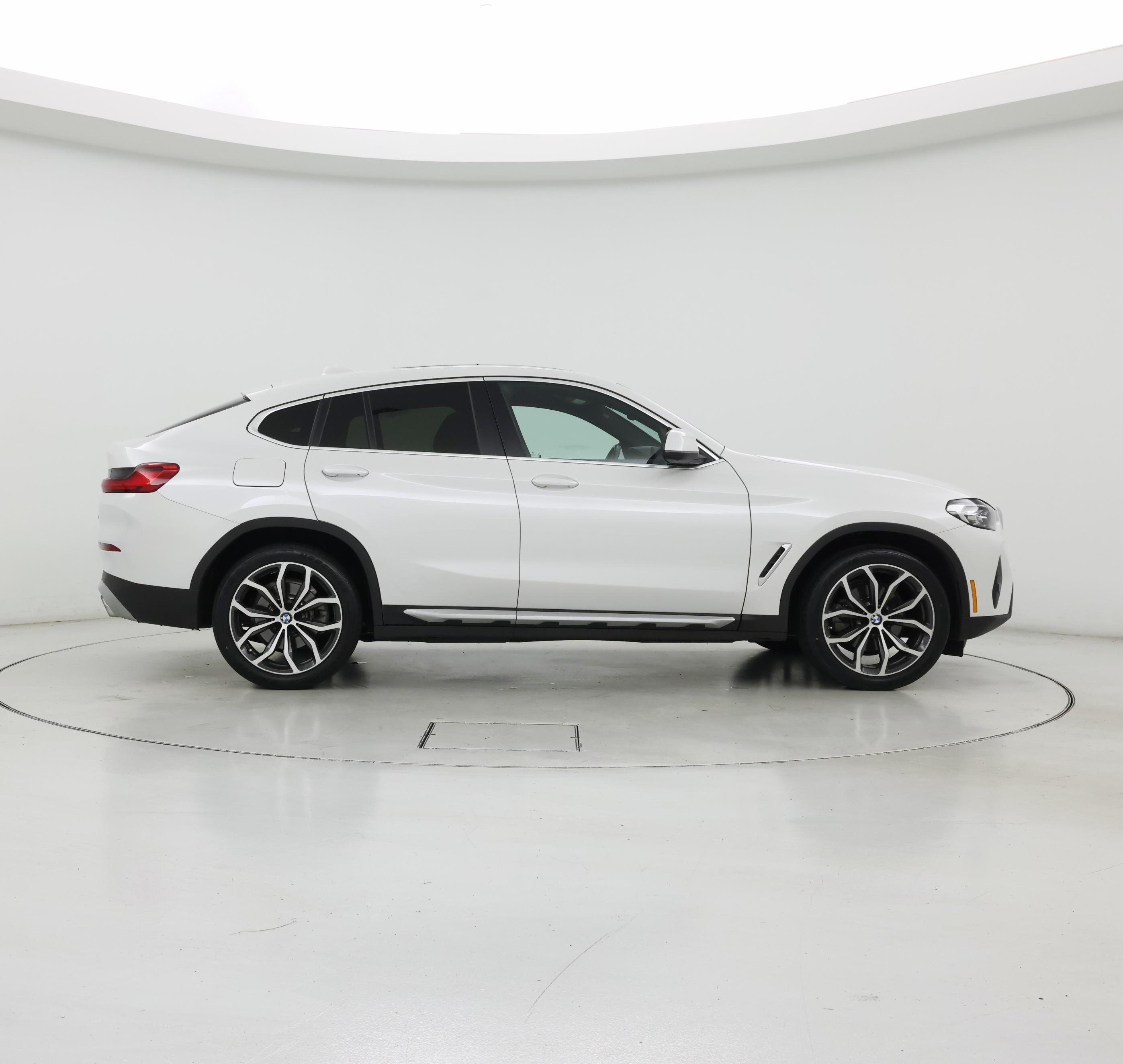 Thumbnail: 2023 BMW X4 - 7